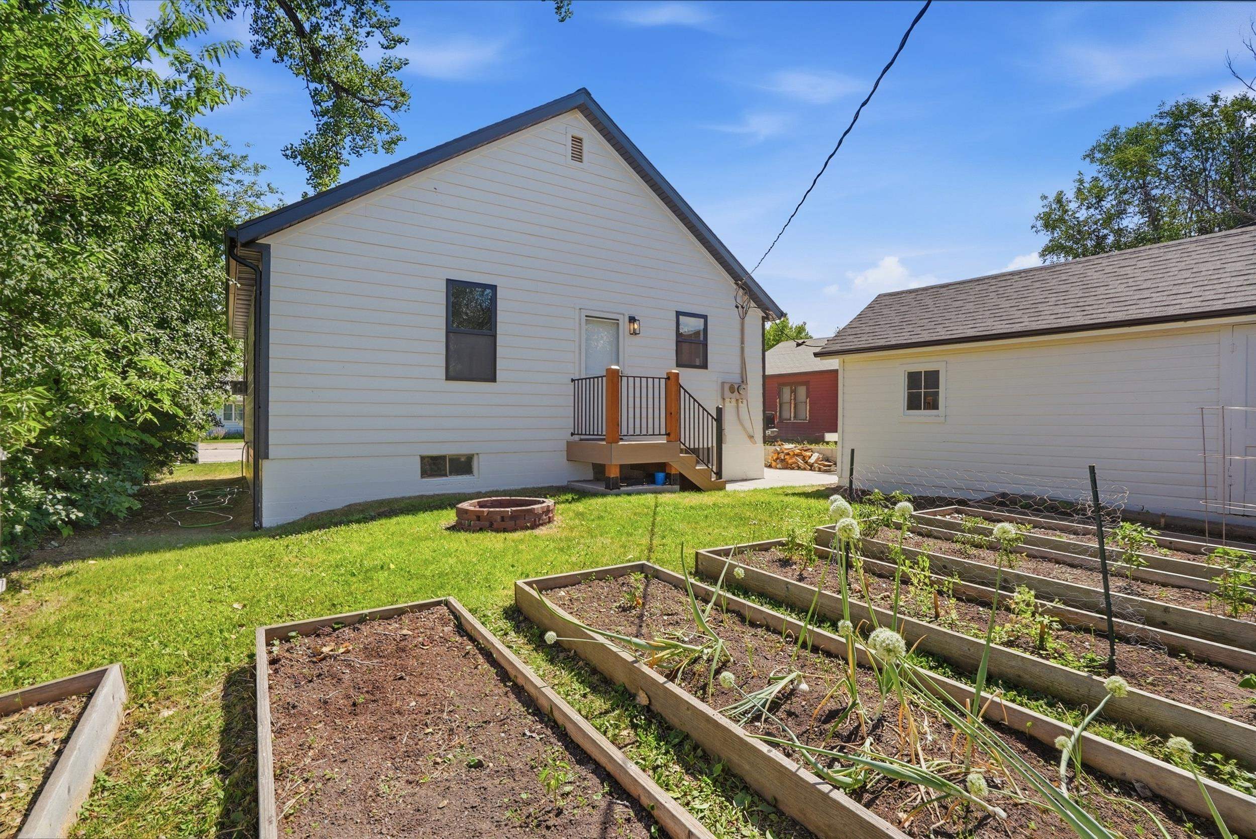 619 Lawrence Street Property Photo 30