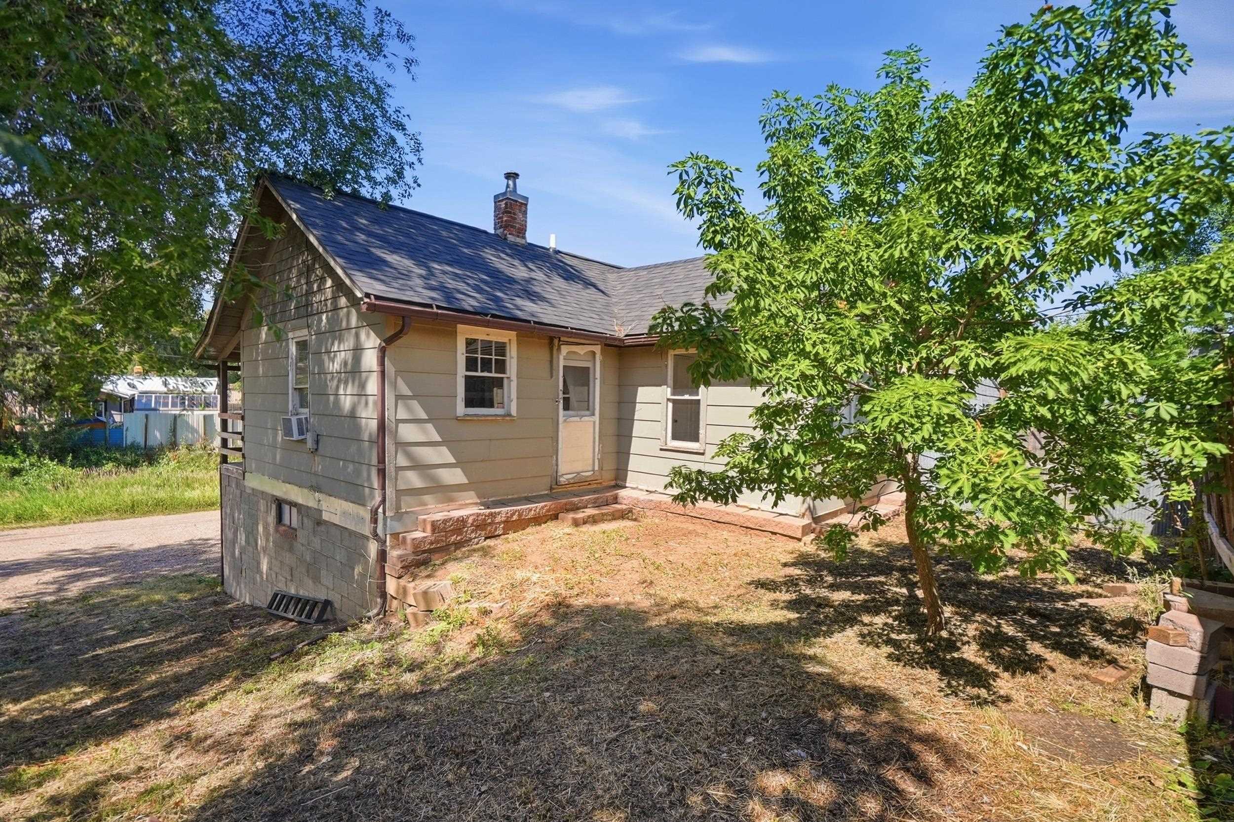 619 Lawrence Street Property Photo 31