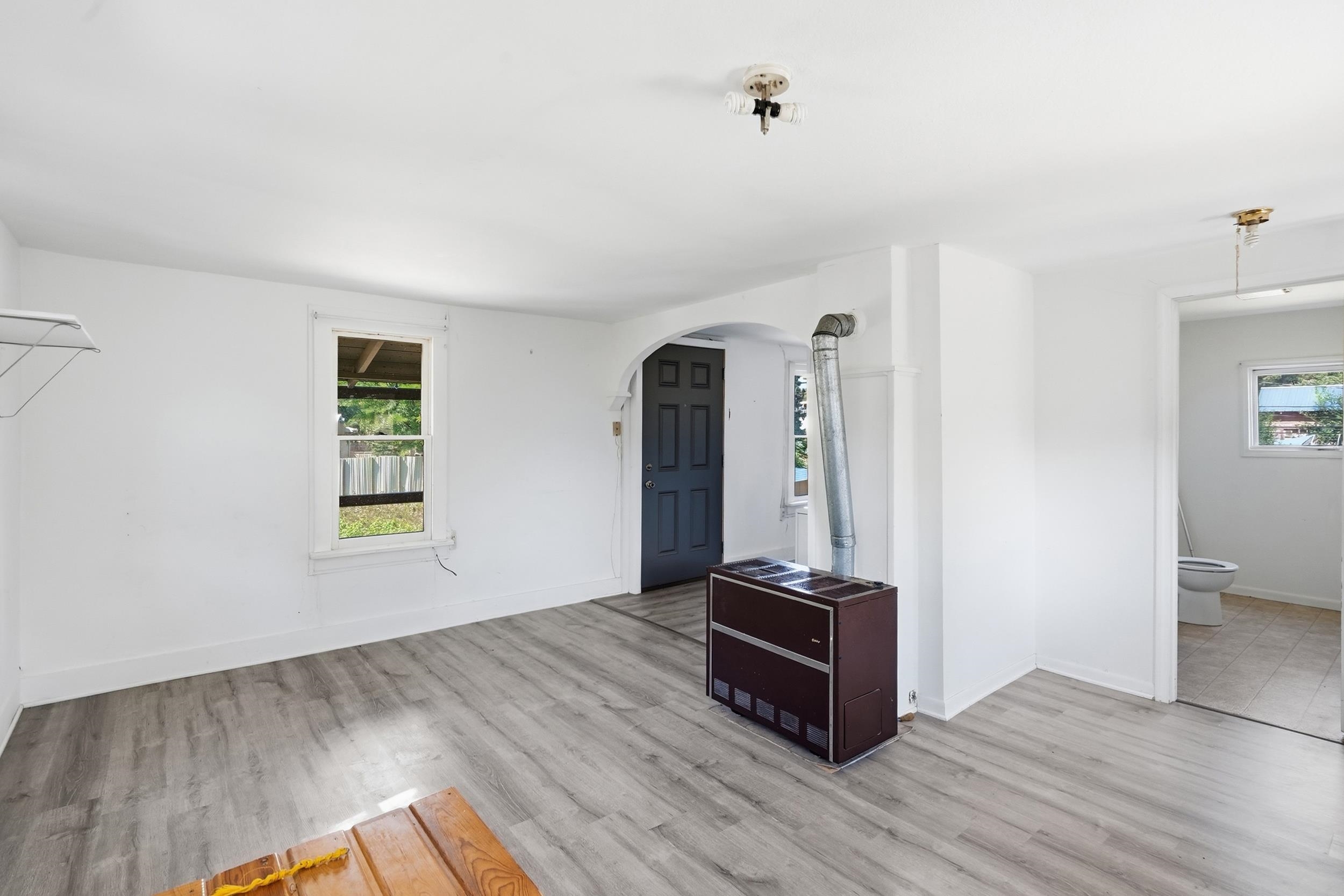 619 Lawrence Street Property Photo 36