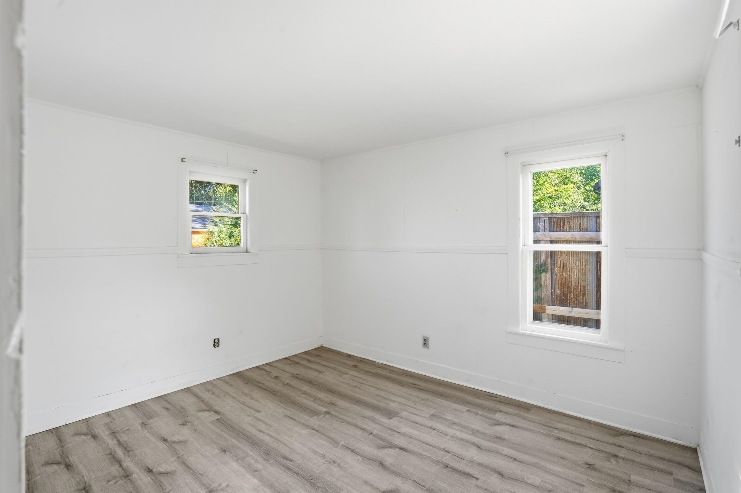 619 Lawrence Street Property Photo 37