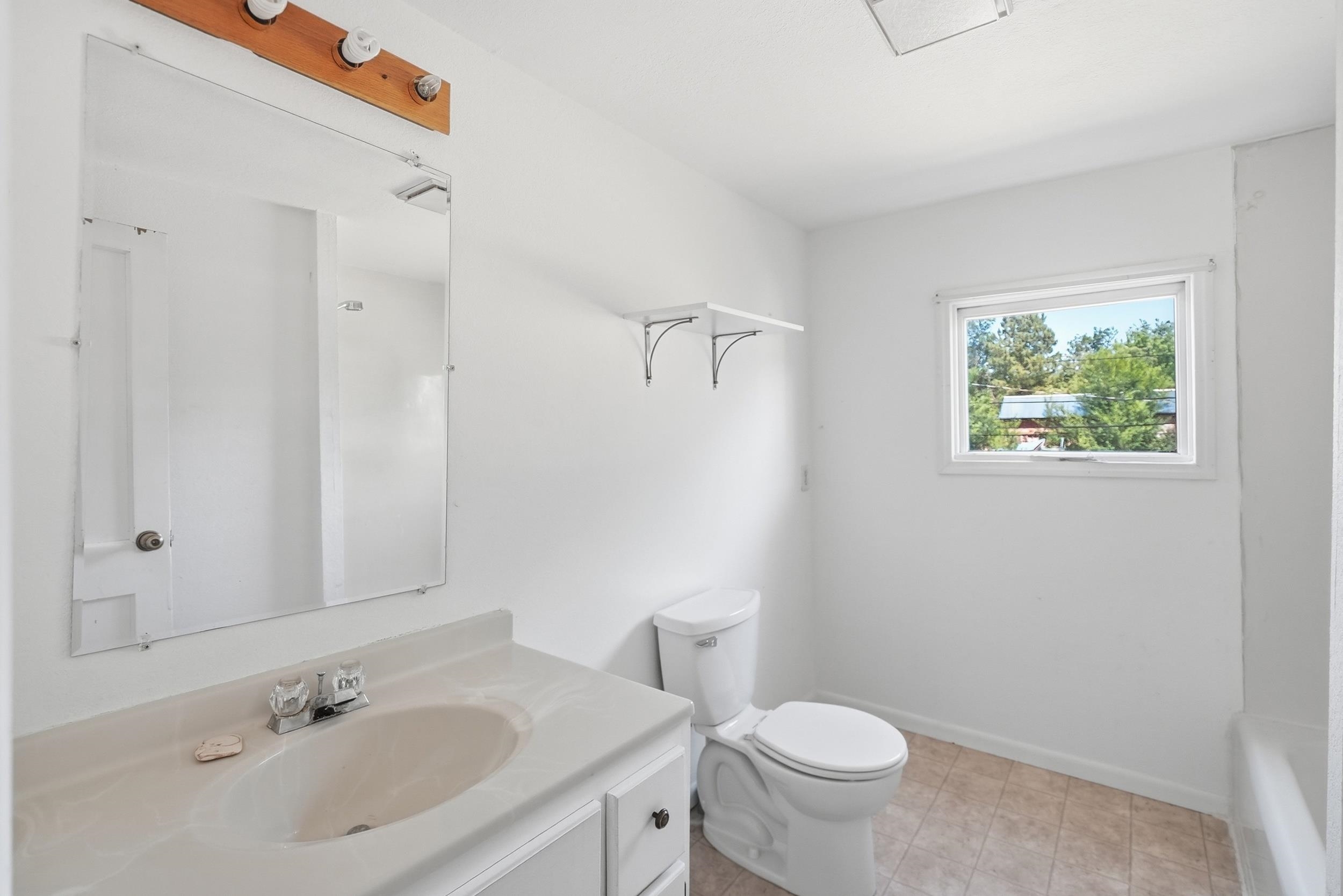 619 Lawrence Street Property Photo 39