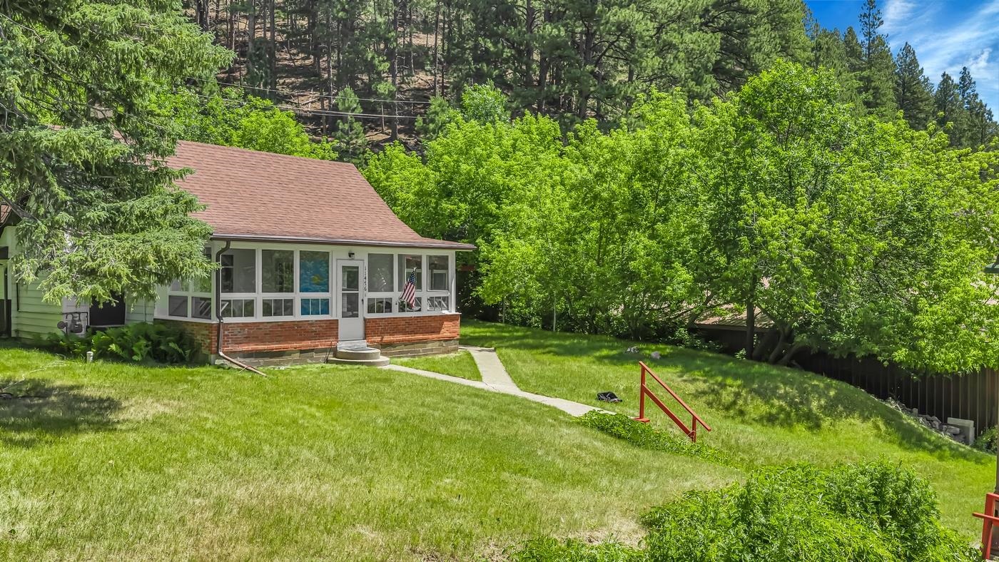 11476 Blacktail Bench Road Property Photo 3