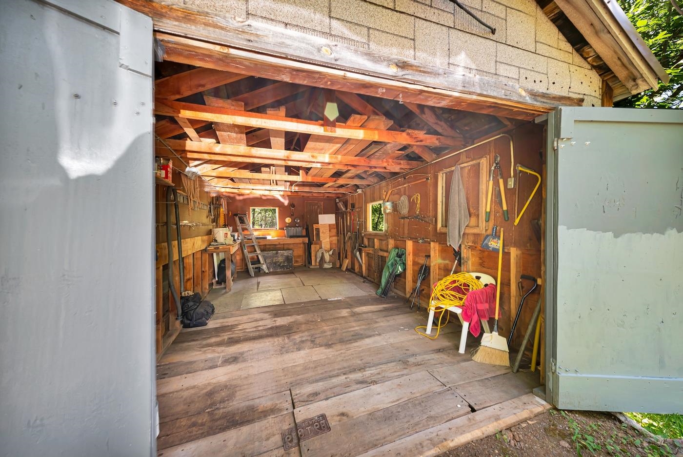 11476 Blacktail Bench Road Property Photo 5