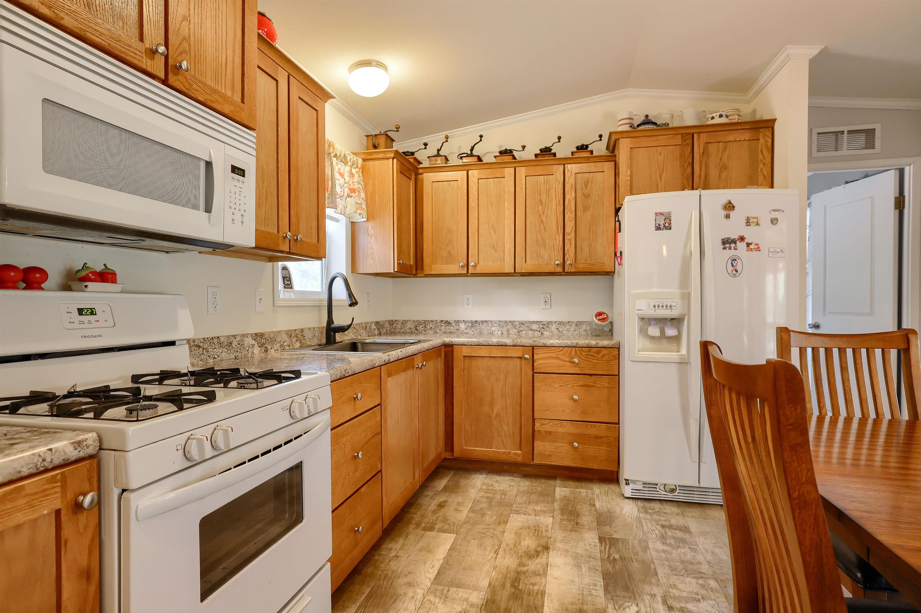 25555 Harriett Ward Road Property Photo 4