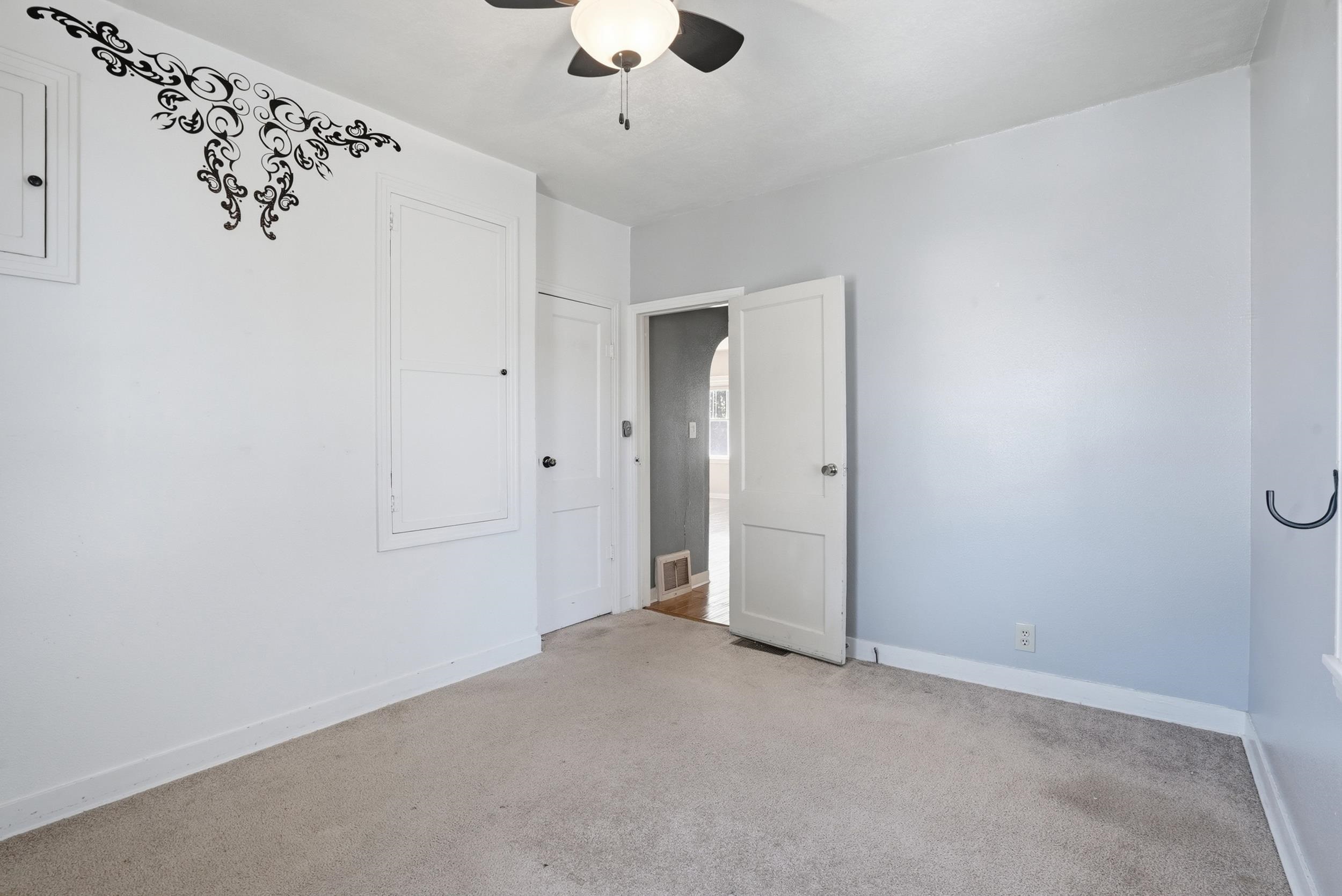 1927 Junction Avenue Property Photo 15