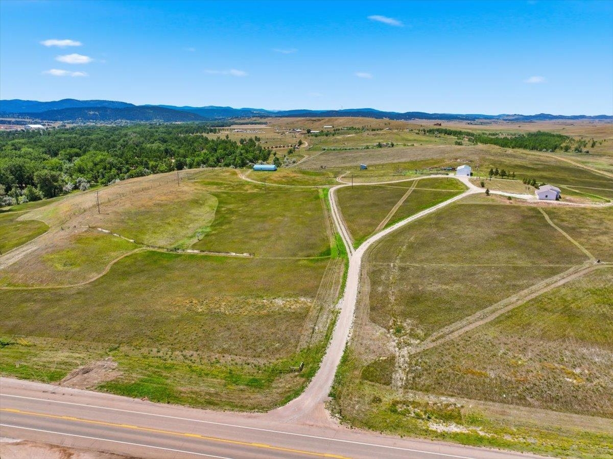 20491 Highway 79 Property Photo 8