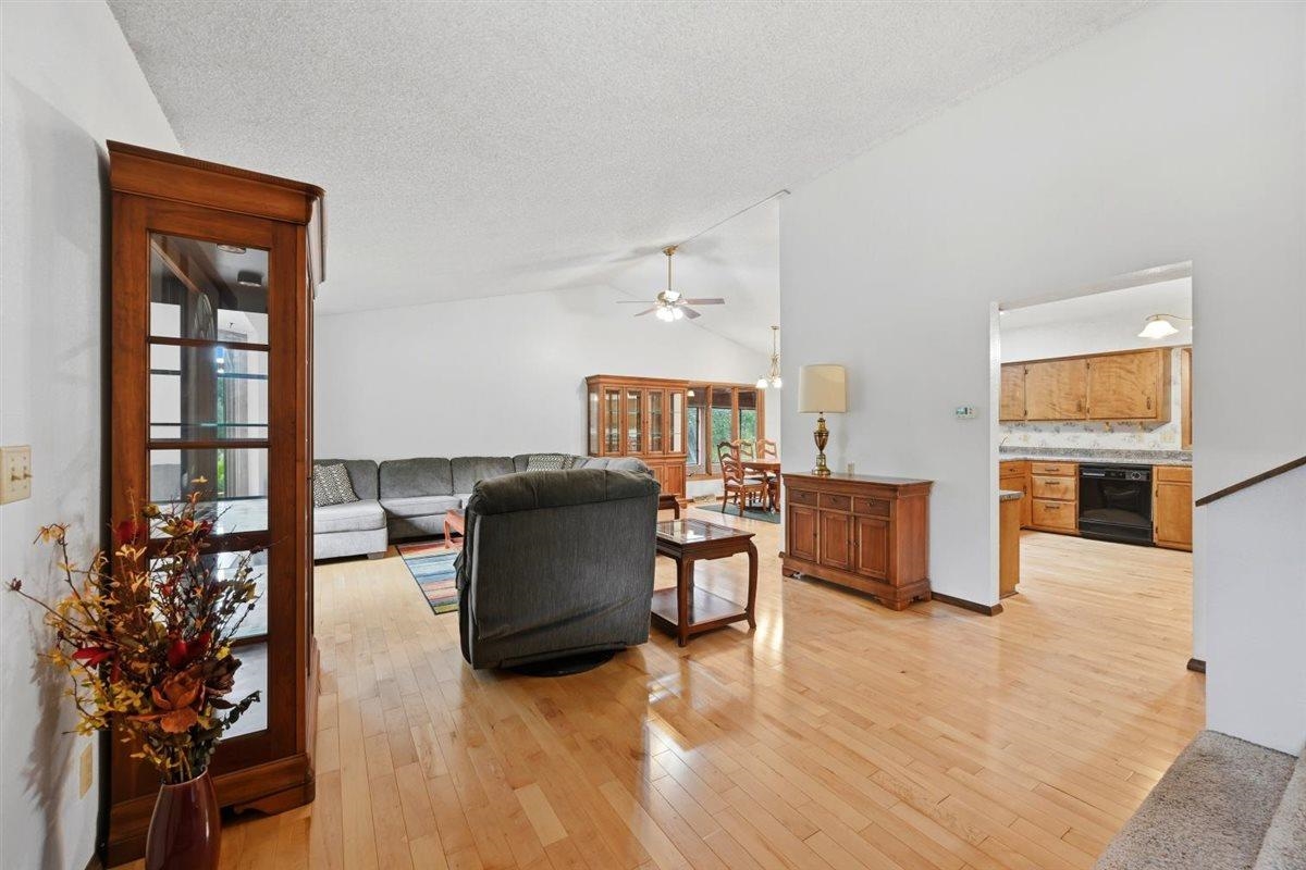 4 Ryan Road Property Photo 2