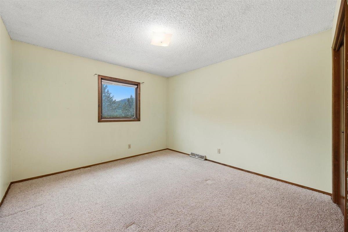 4 Ryan Road Property Photo 11