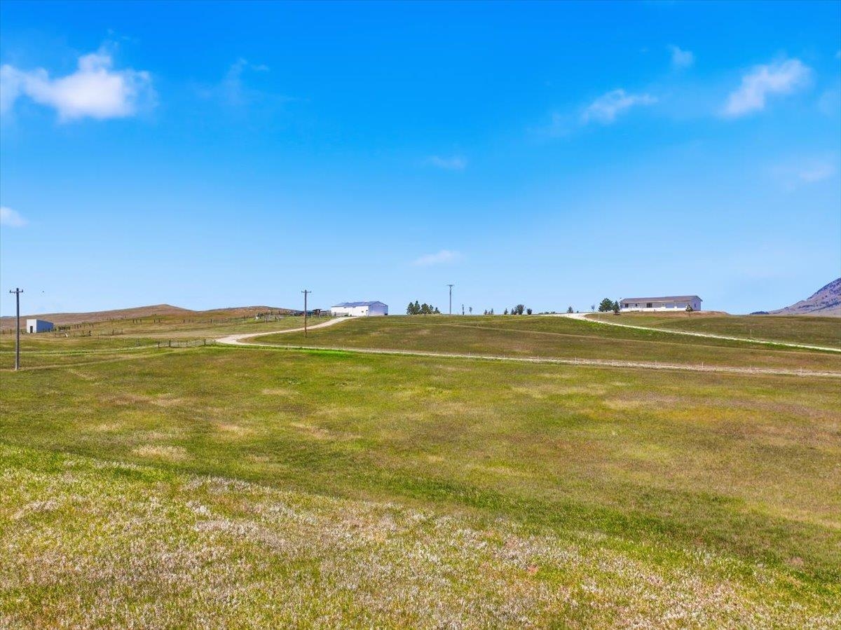 20491 Highway 79 Property Photo 11