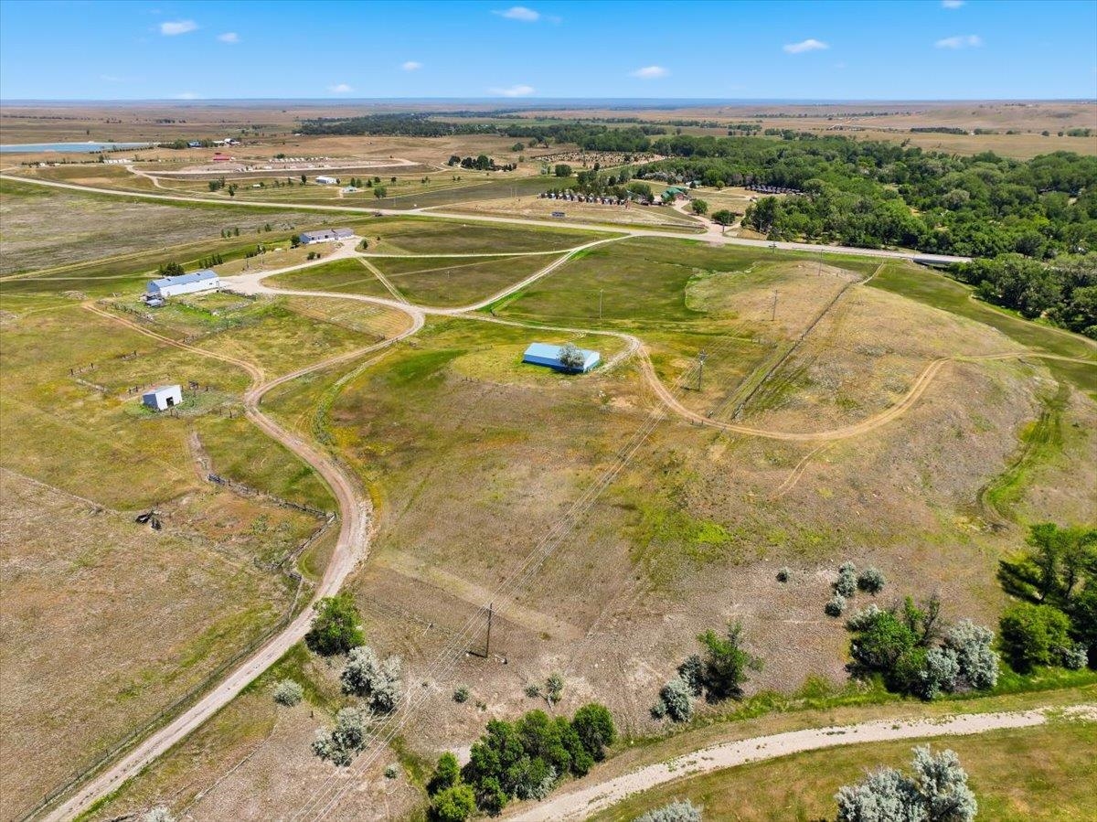 20491 Highway 79 Property Photo 15