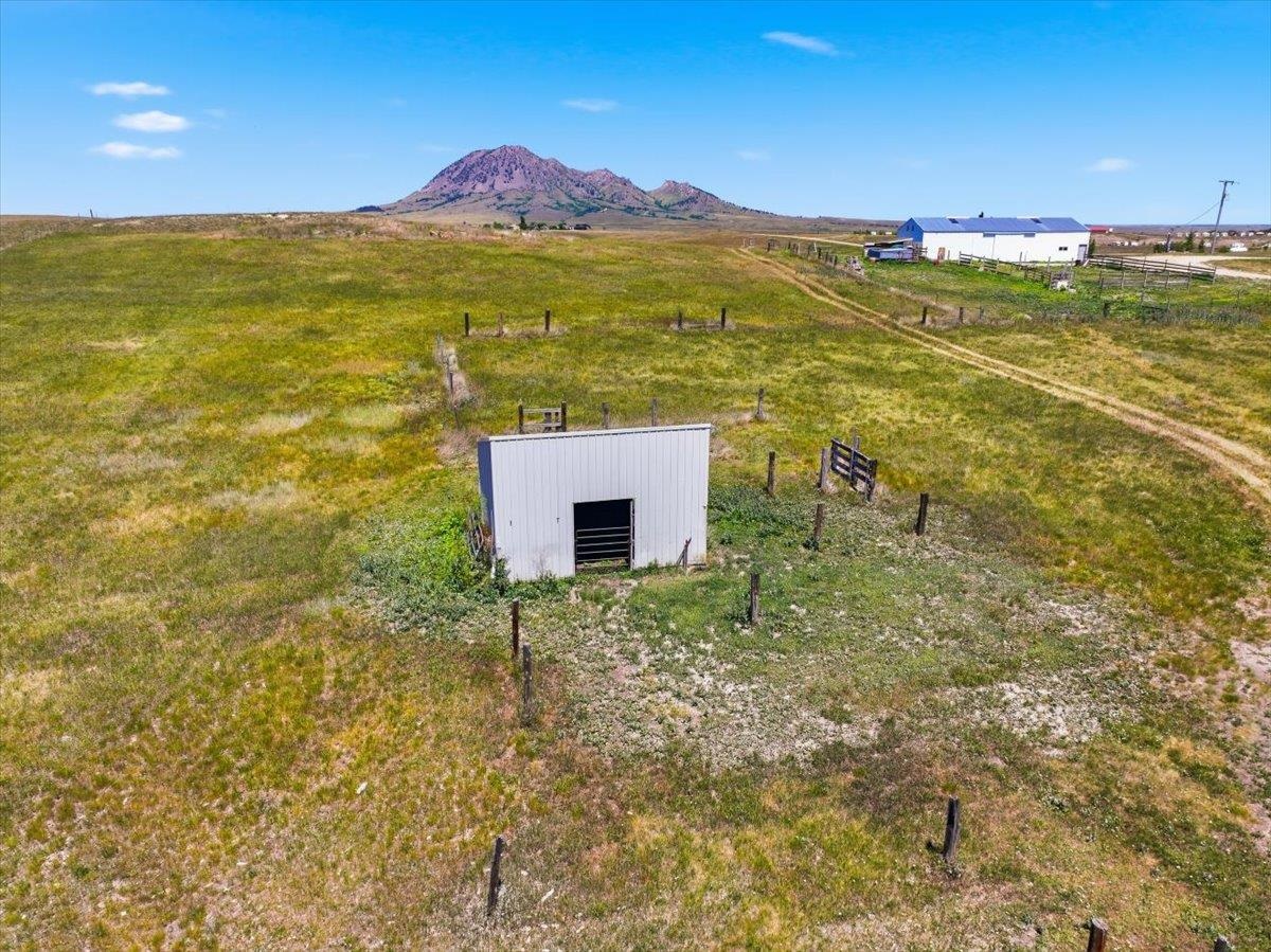 20491 Highway 79 Property Photo 16