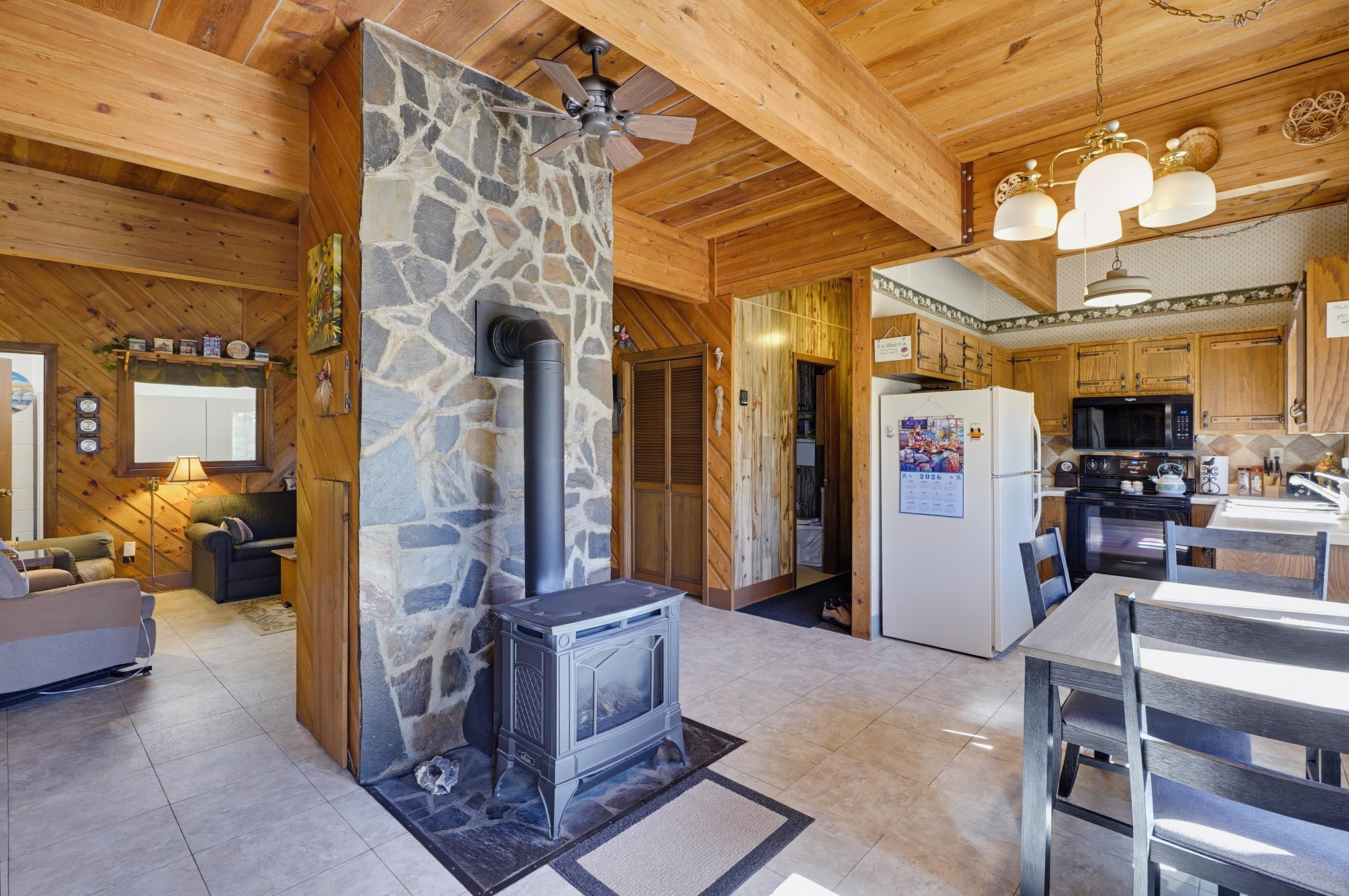 12560 Old Hill City Road Property Photo 8