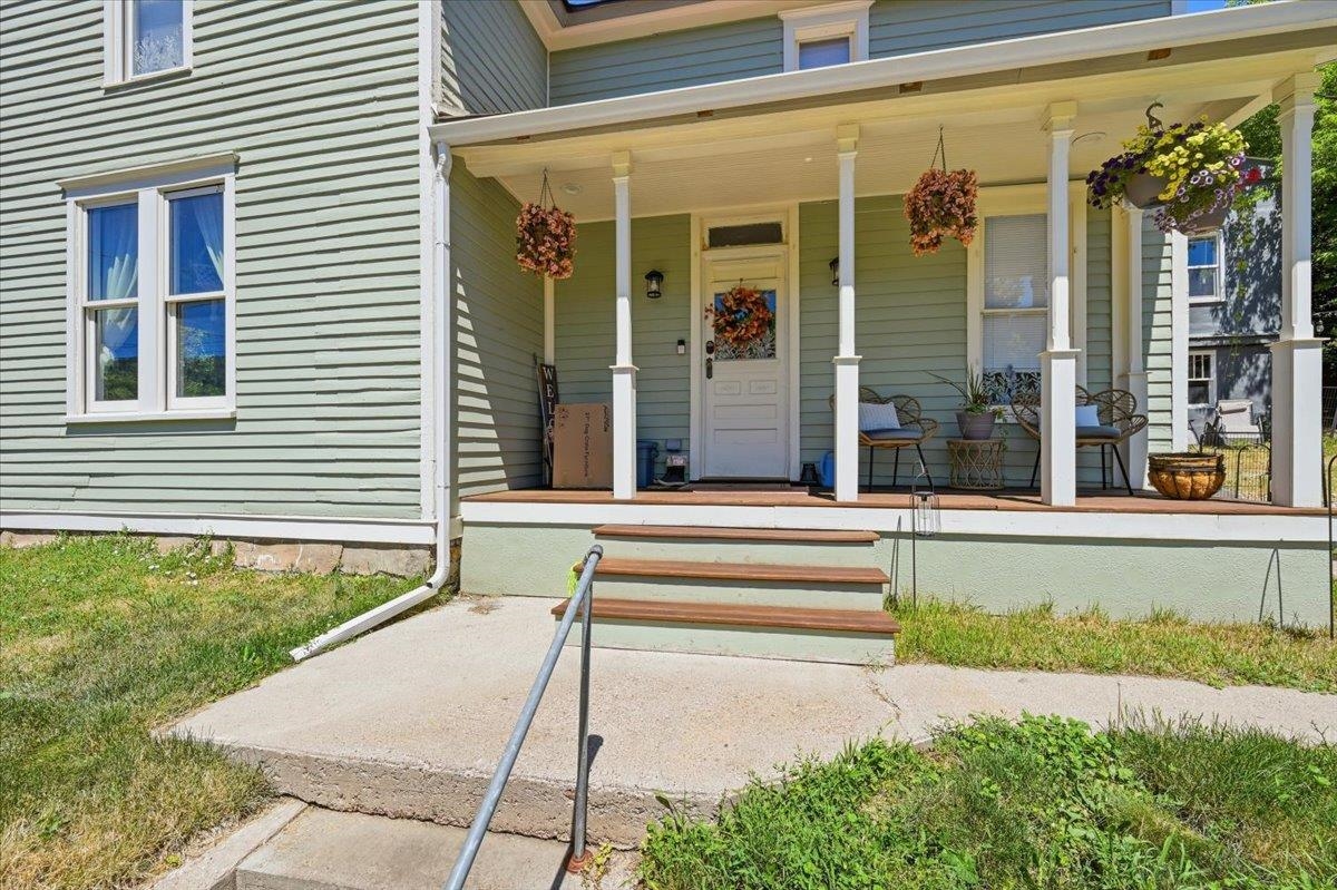 324 White Street Property Photo 2