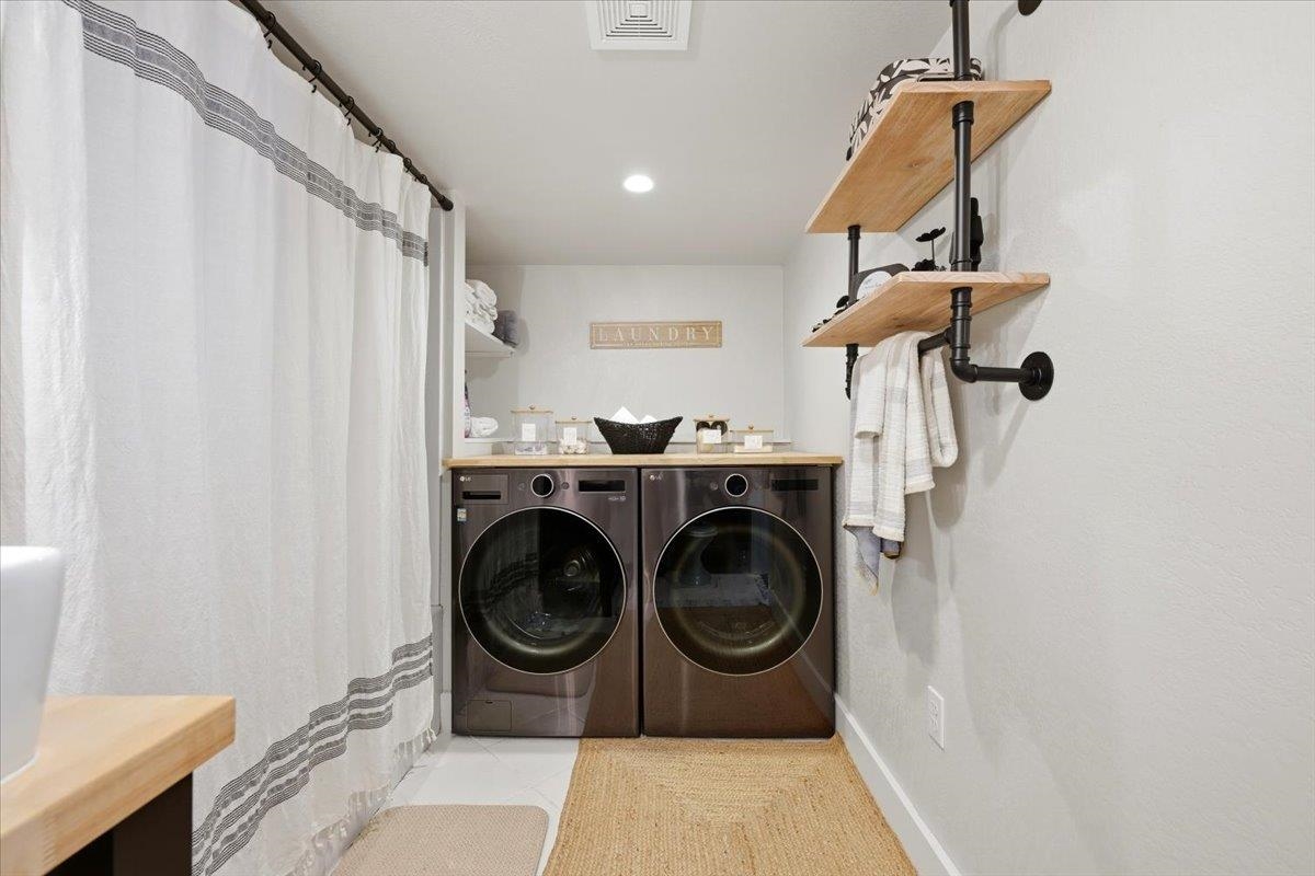 324 White Street Property Photo 11