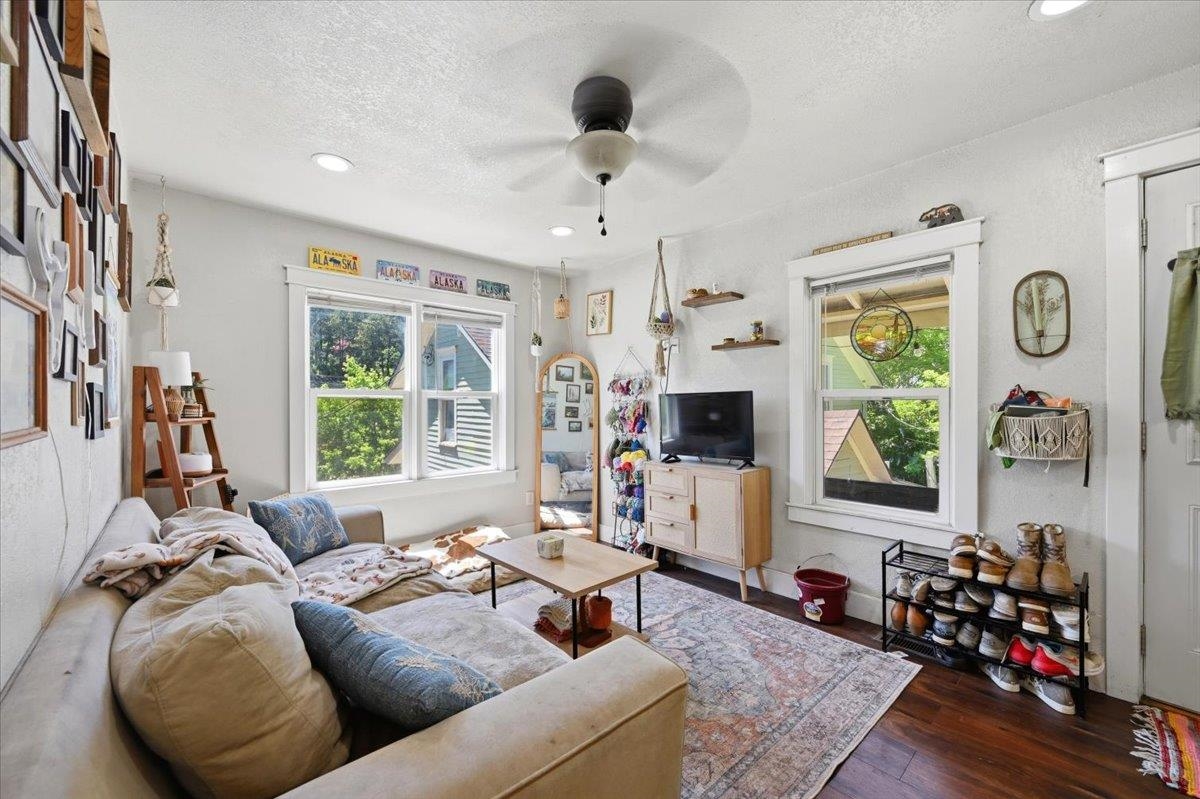 324 White Street Property Photo 20