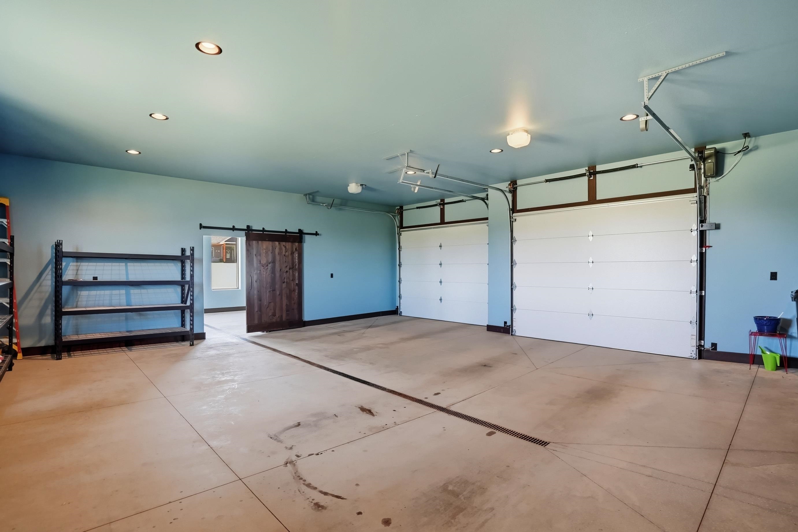 2314 Bridgestone Street Property Photo 32