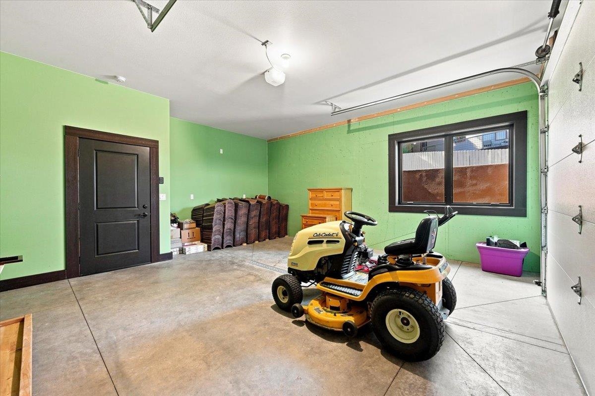 2314 Bridgestone Street Property Photo 42