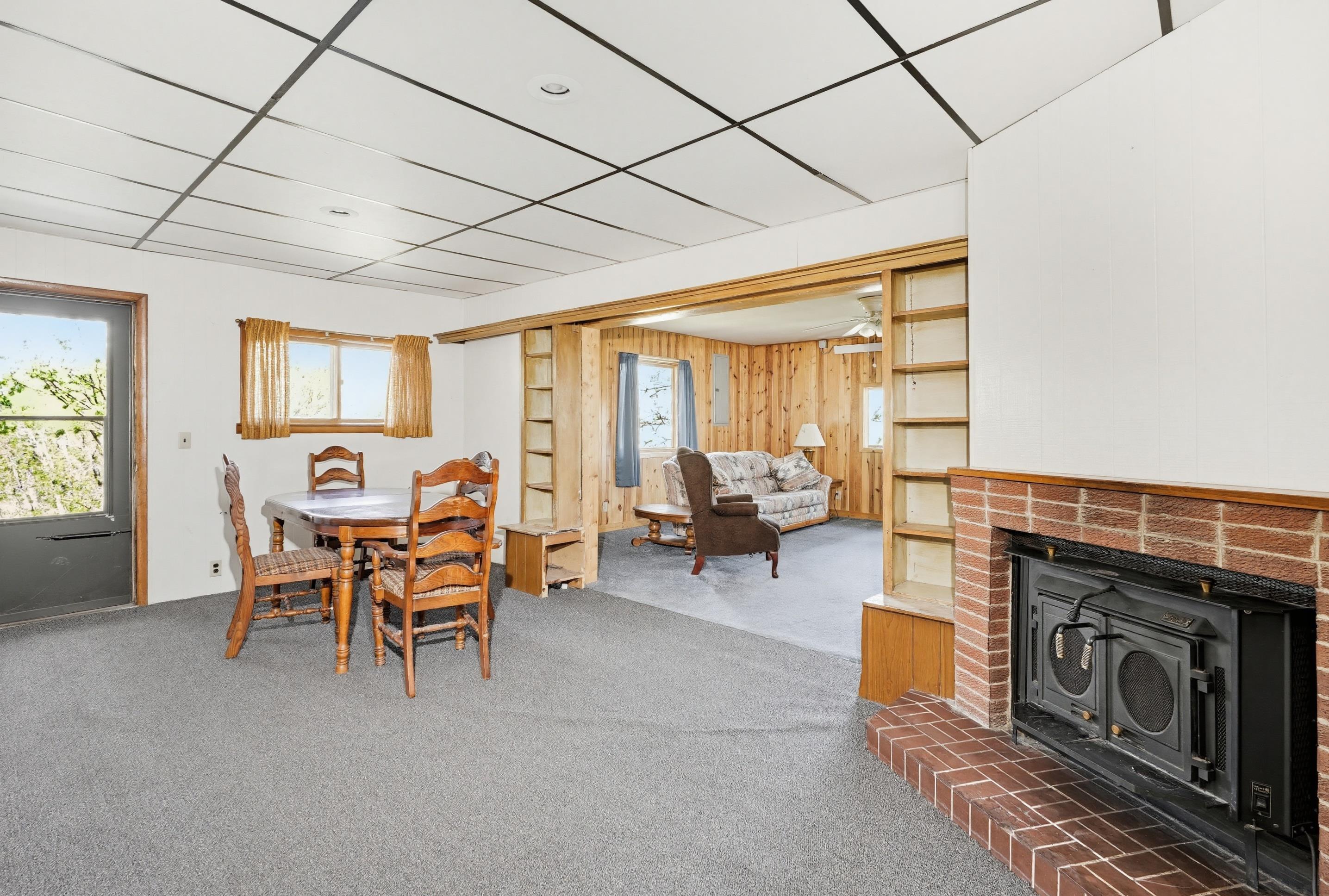 475 Gordon Street Property Photo 11
