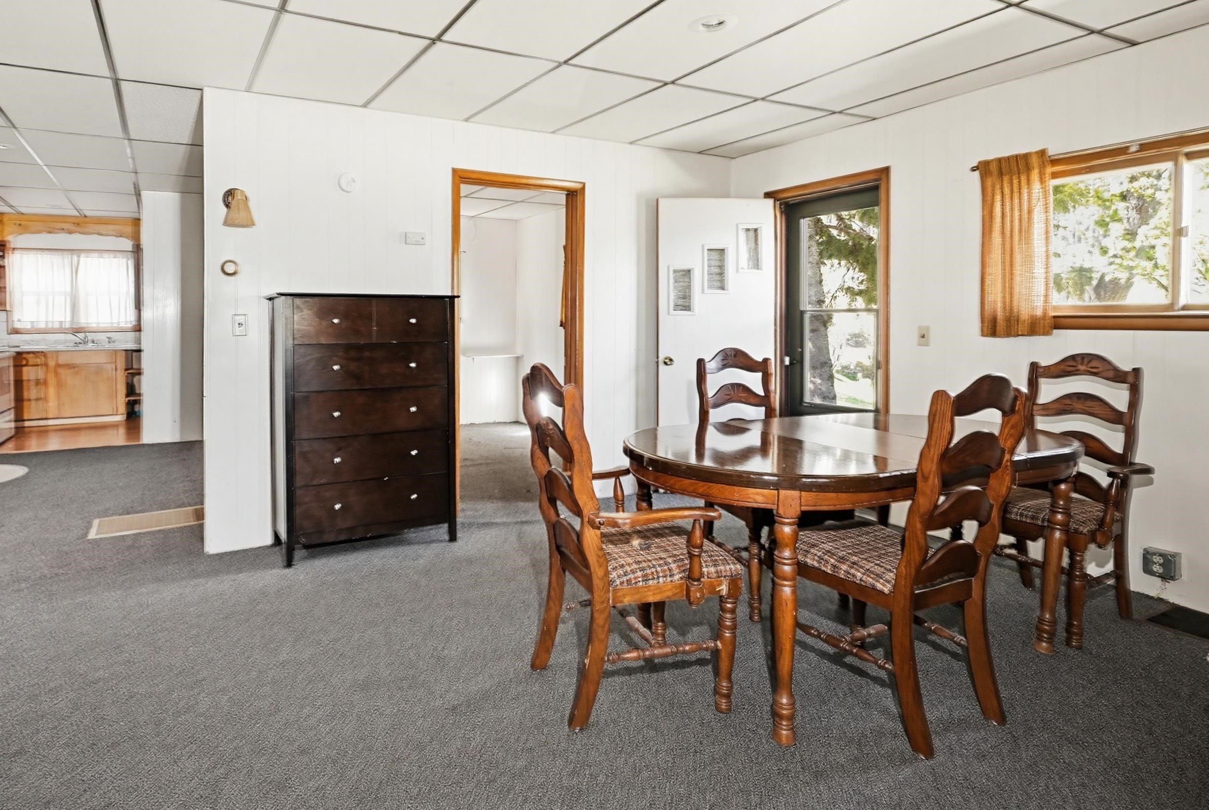 475 Gordon Street Property Photo 14