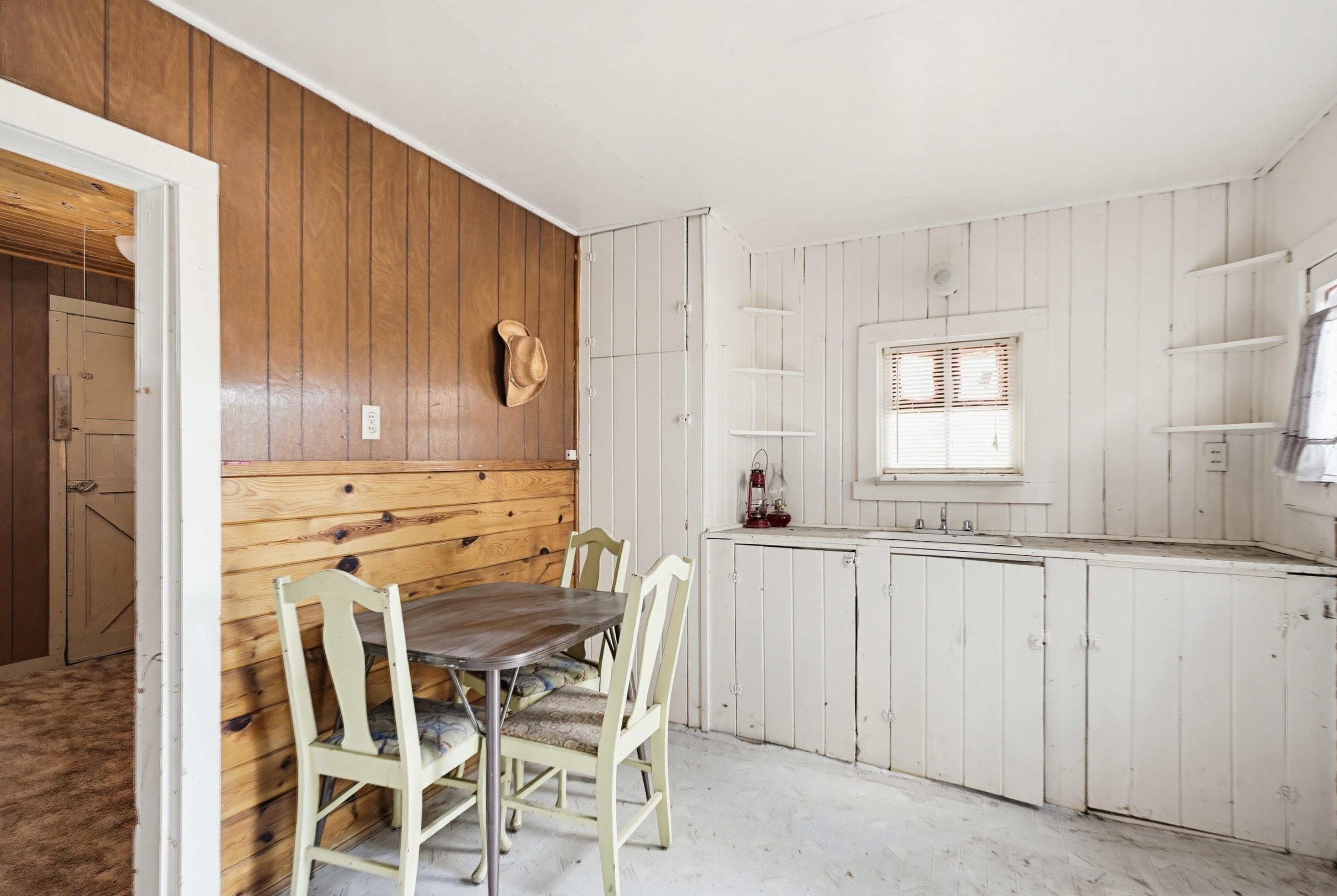 475 Gordon Street Property Photo 23