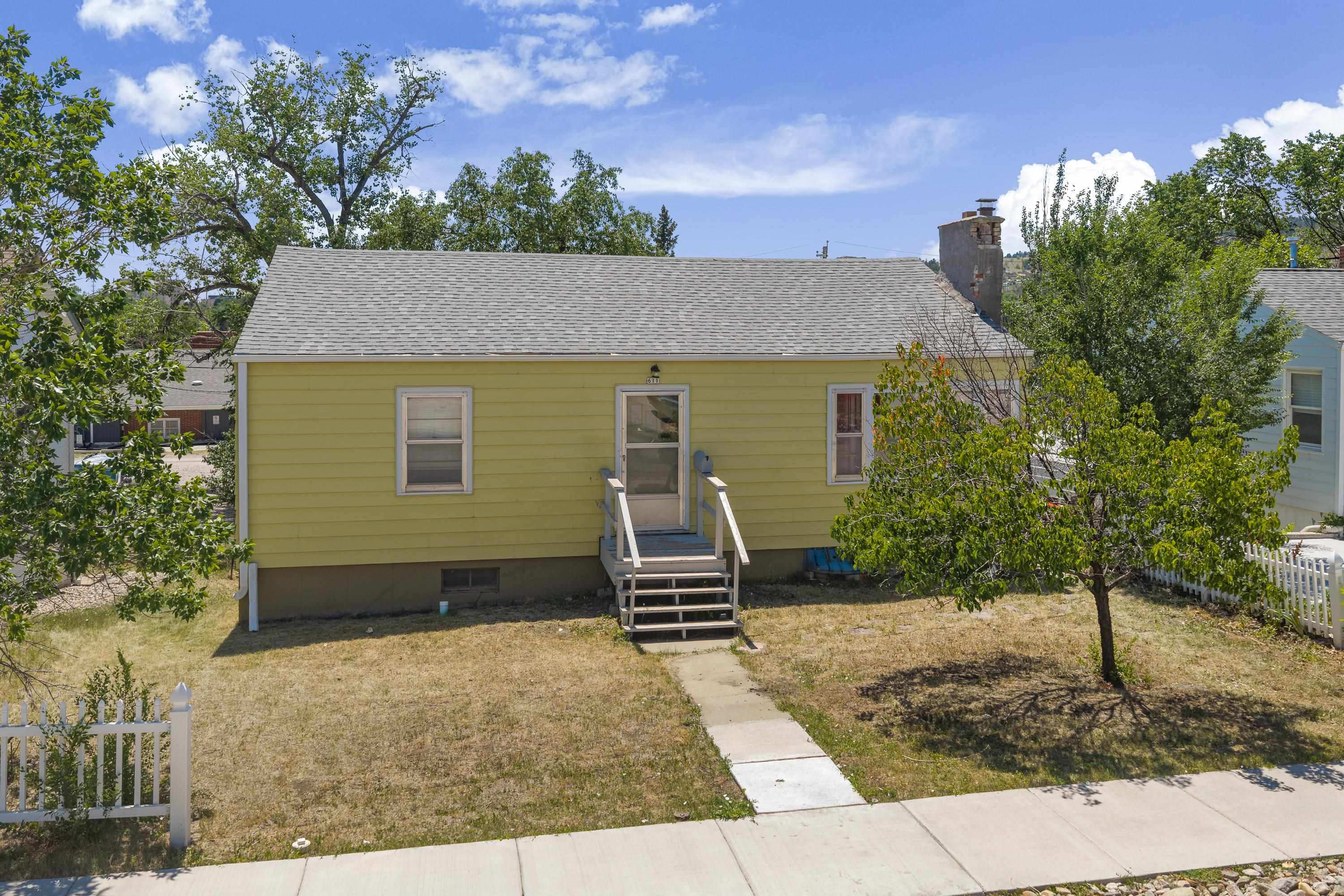 611 St. Patrick Street Property Photo 1