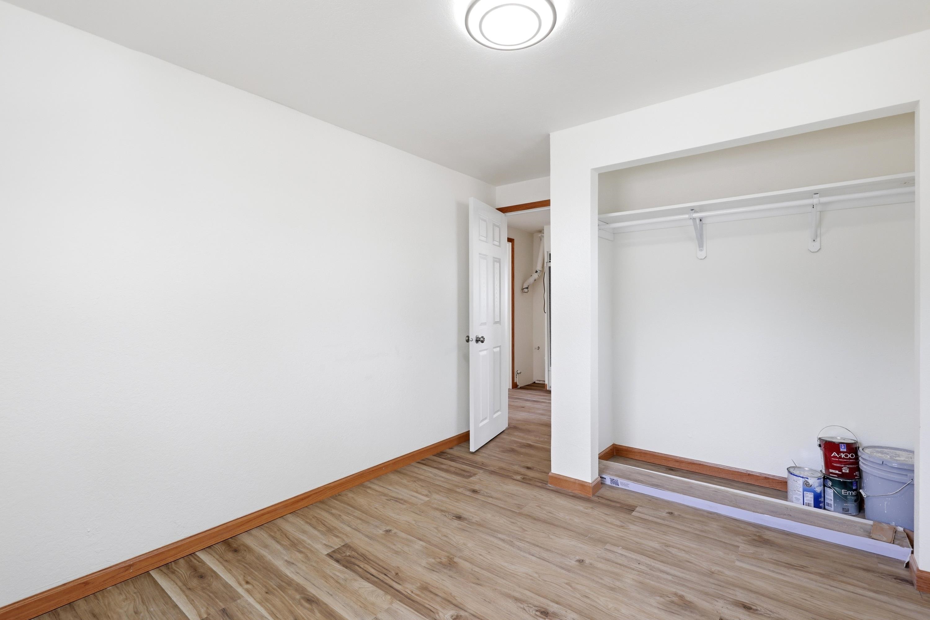 302 E Jackson Street Property Photo 20