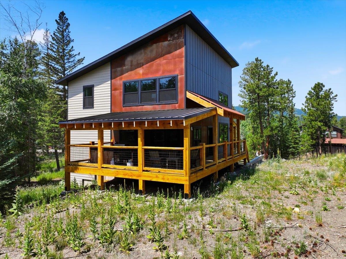 21292 Embers Way Property Photo 3