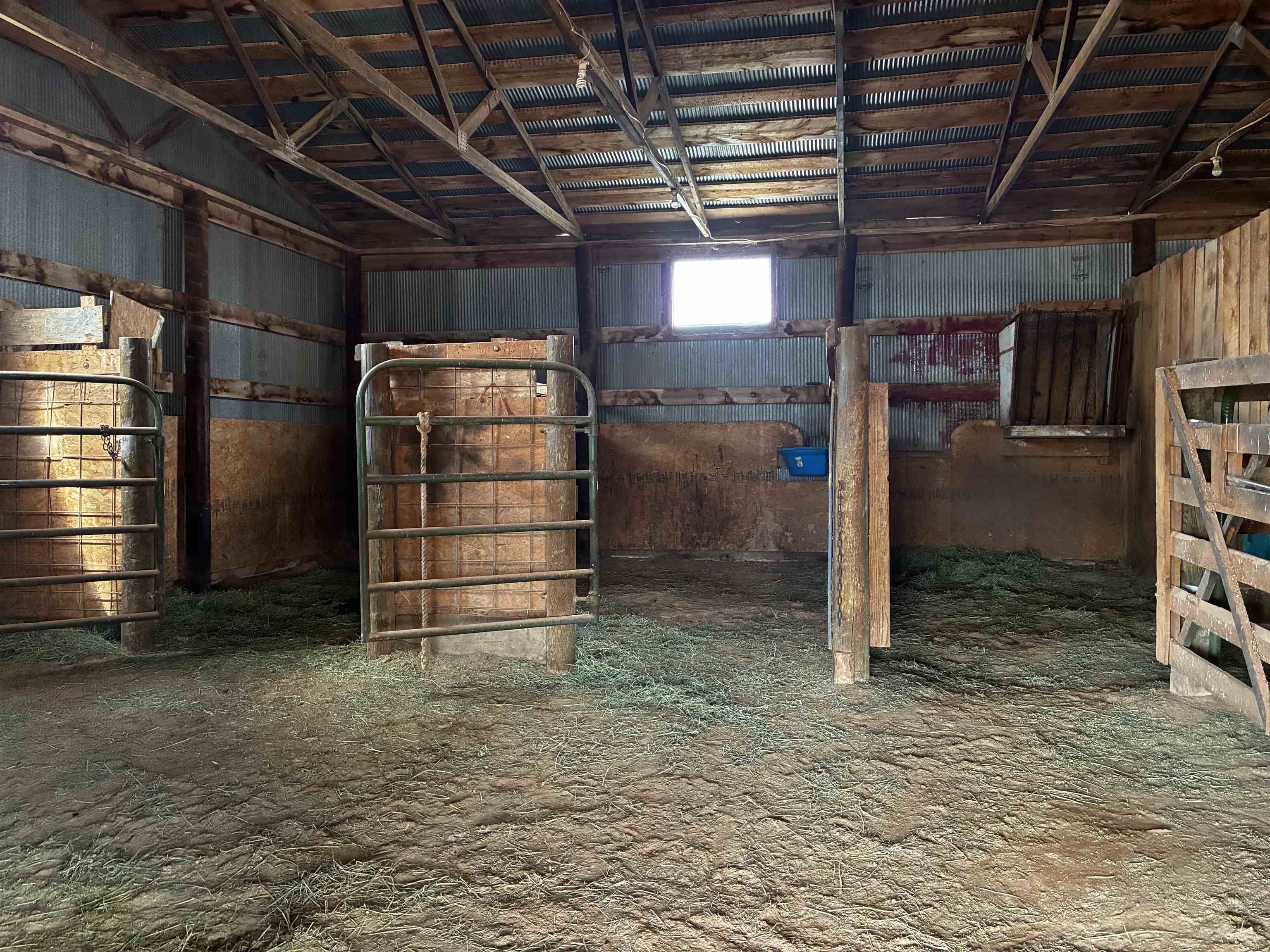 2323 Highway 585 Property Photo 28