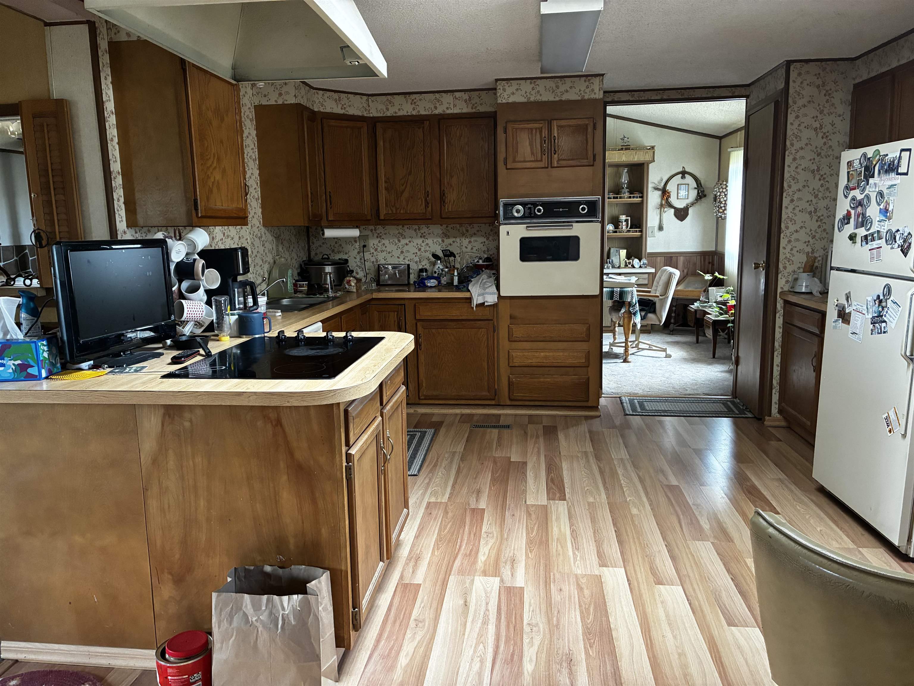 2323 Highway 585 Property Photo 8