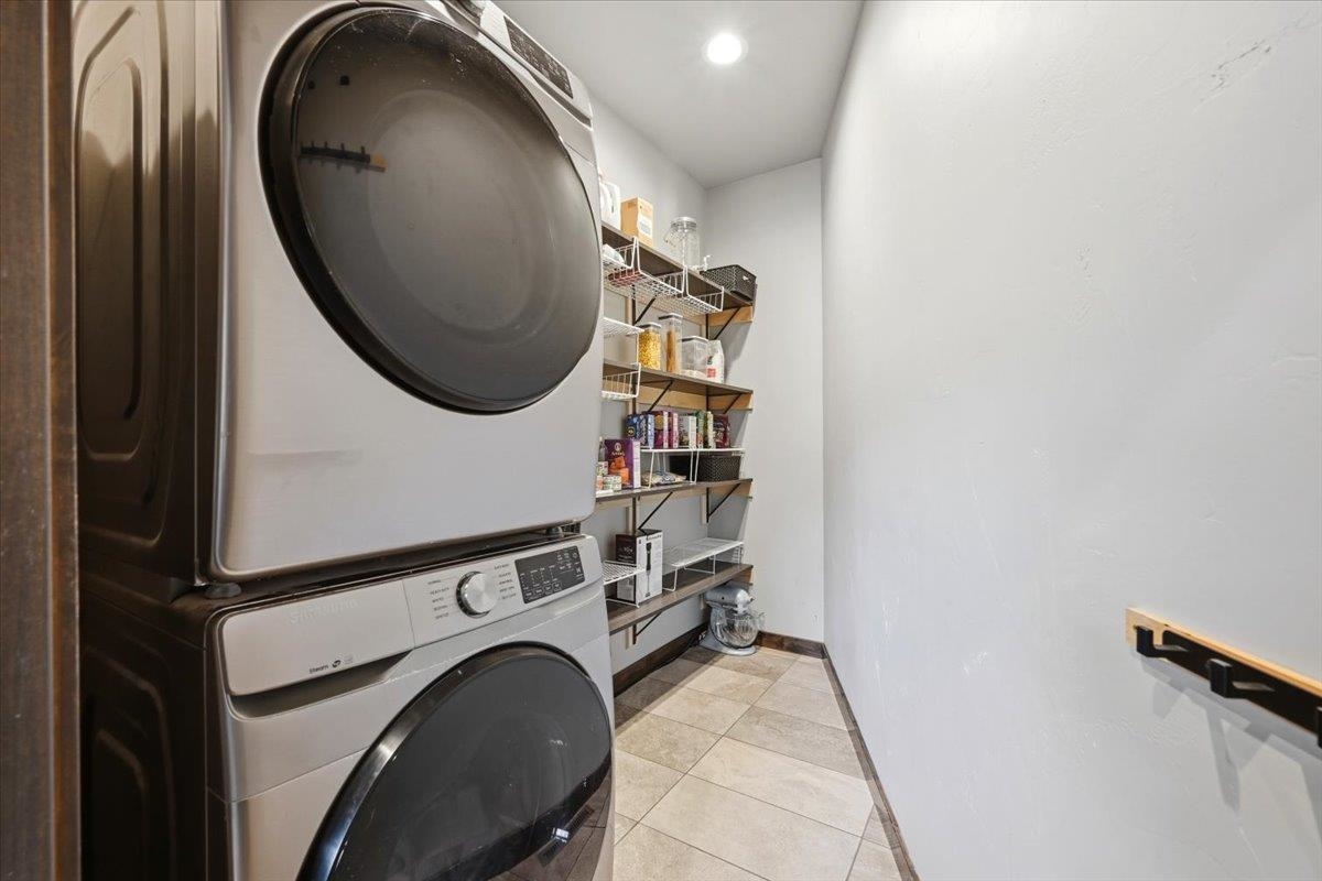 20975 Journal Ct. Property Photo 10