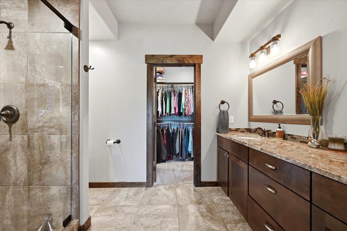 20975 Journal Ct. Property Photo 13