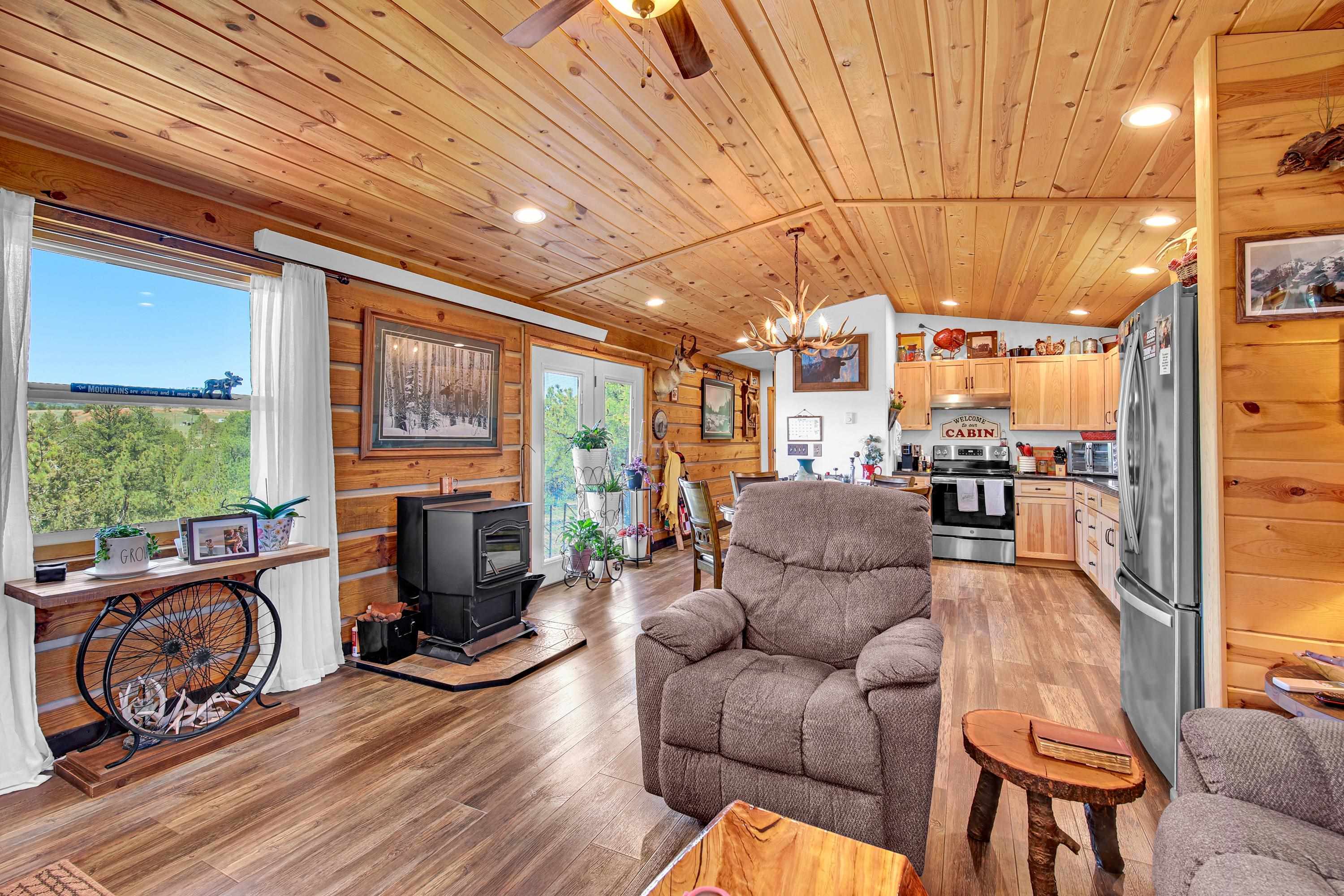 10297 Timber Trail Property Photo 13