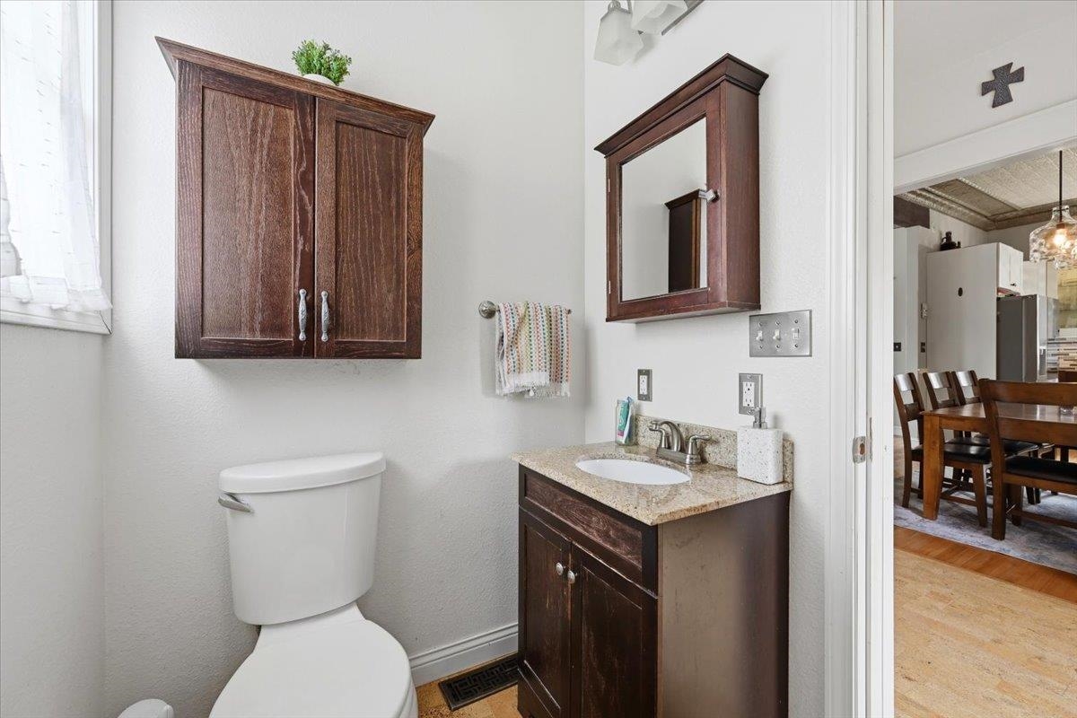 1106 Washington Street Property Photo 11