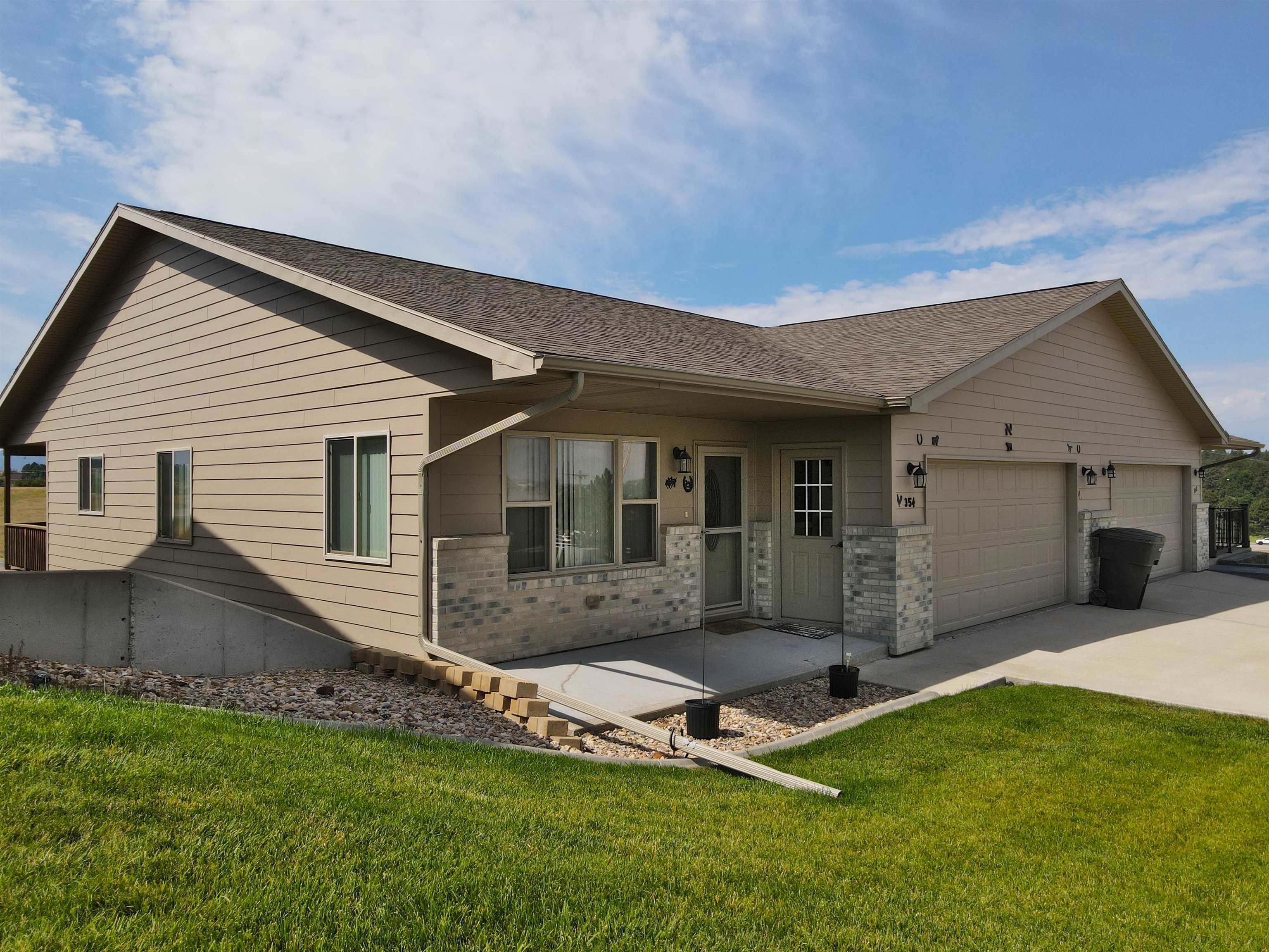 354 Red Rock Circle Property Photo 1