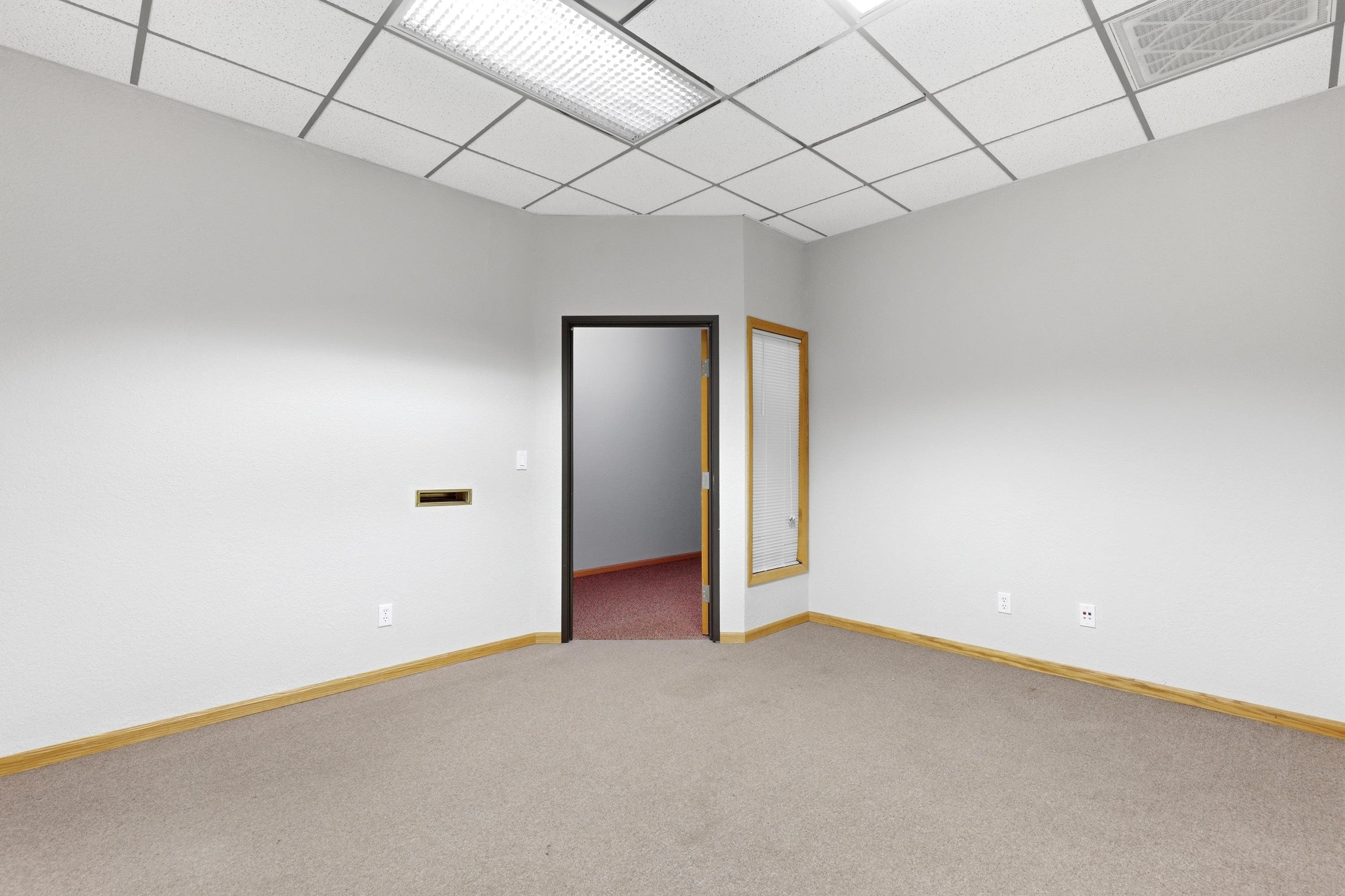 646 Jennings Avenue Property Photo 19
