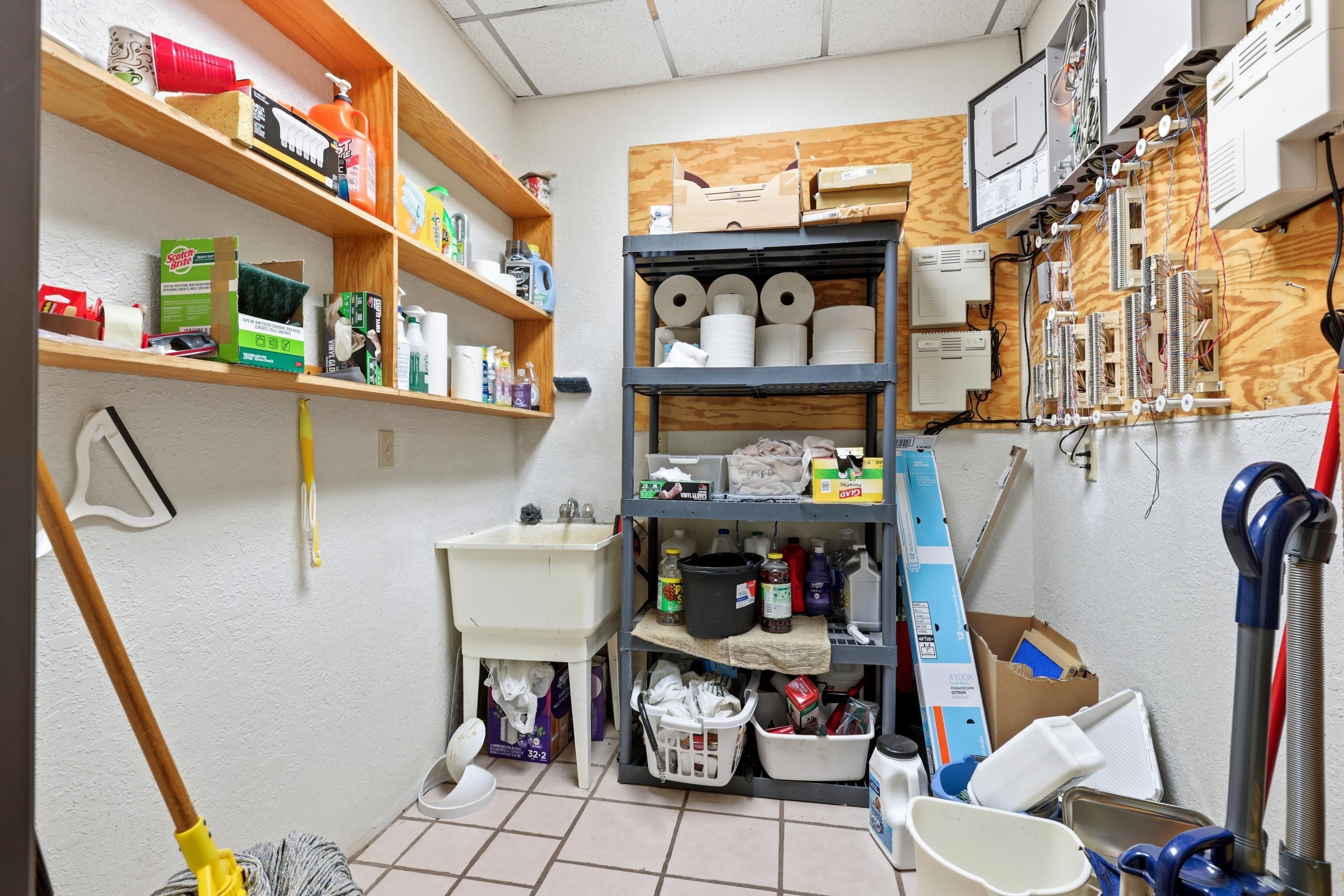 646 Jennings Avenue Property Photo 26