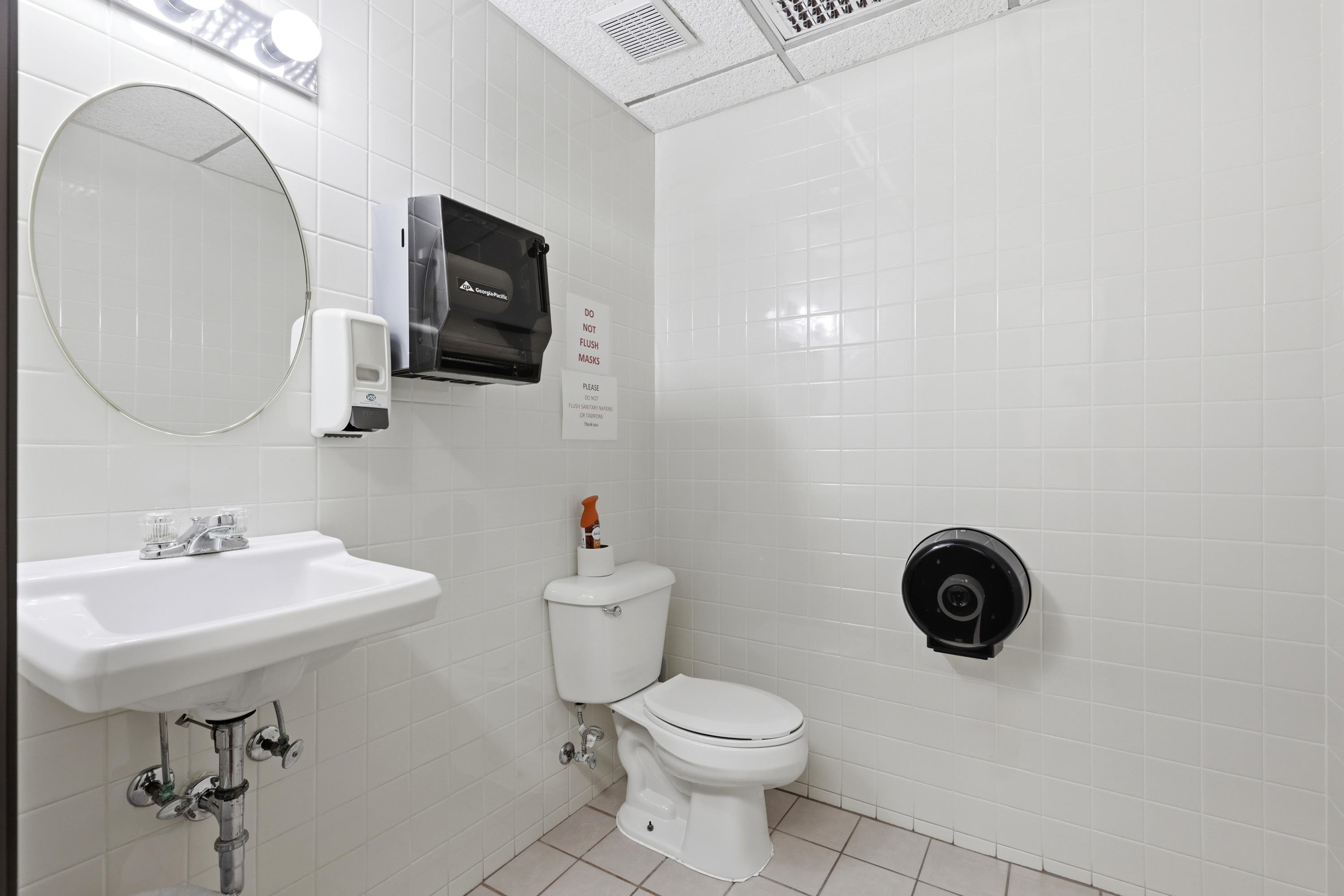 646 Jennings Avenue Property Photo 27