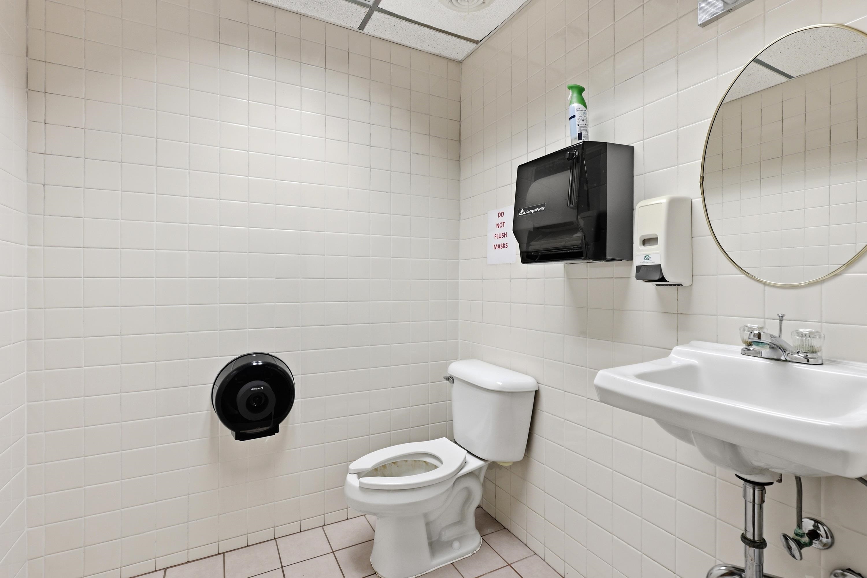 646 Jennings Avenue Property Photo 28