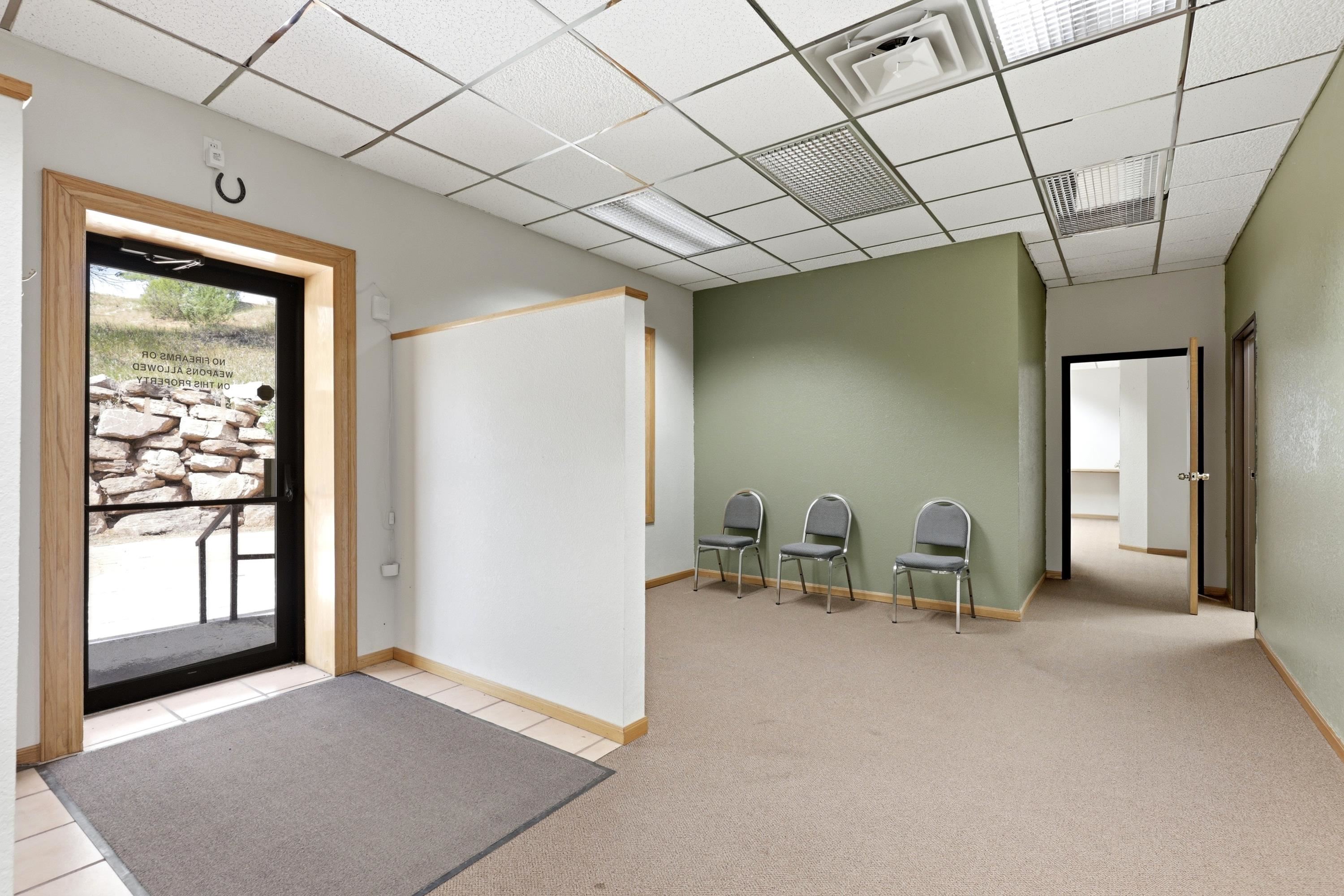 646 Jennings Avenue Property Photo 40