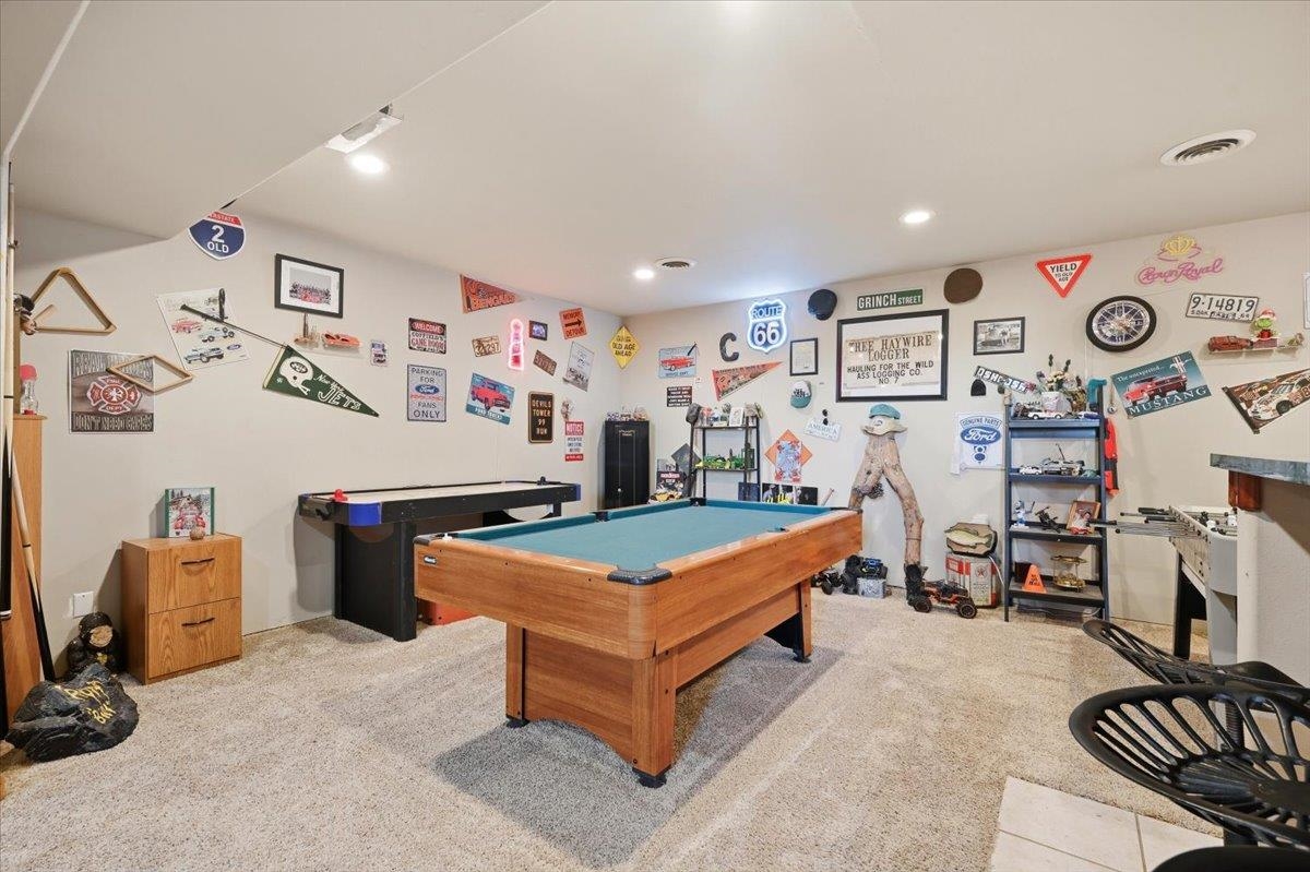1301 Hilltop Circle Property Photo 18