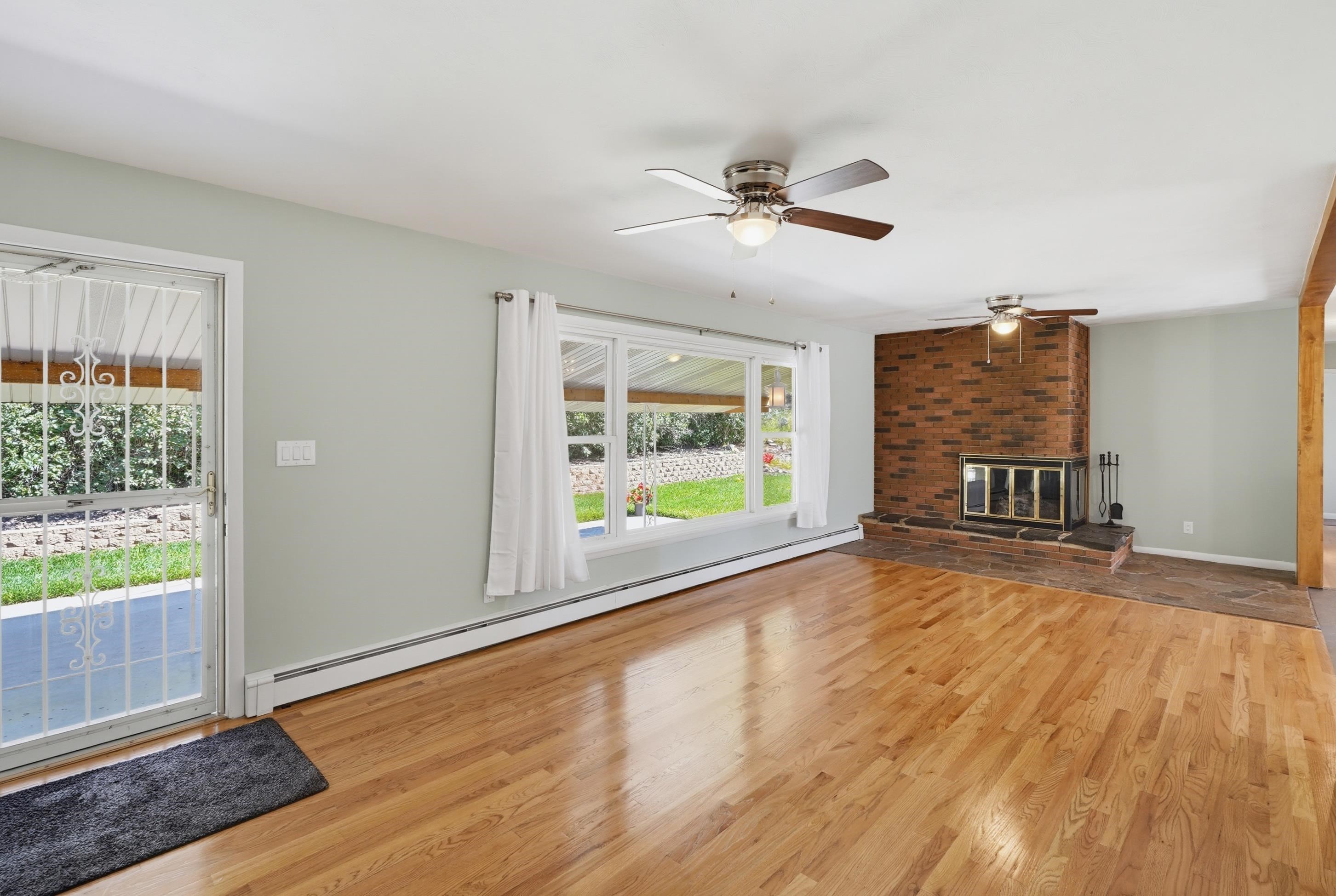 17 Clay Street Property Photo 10