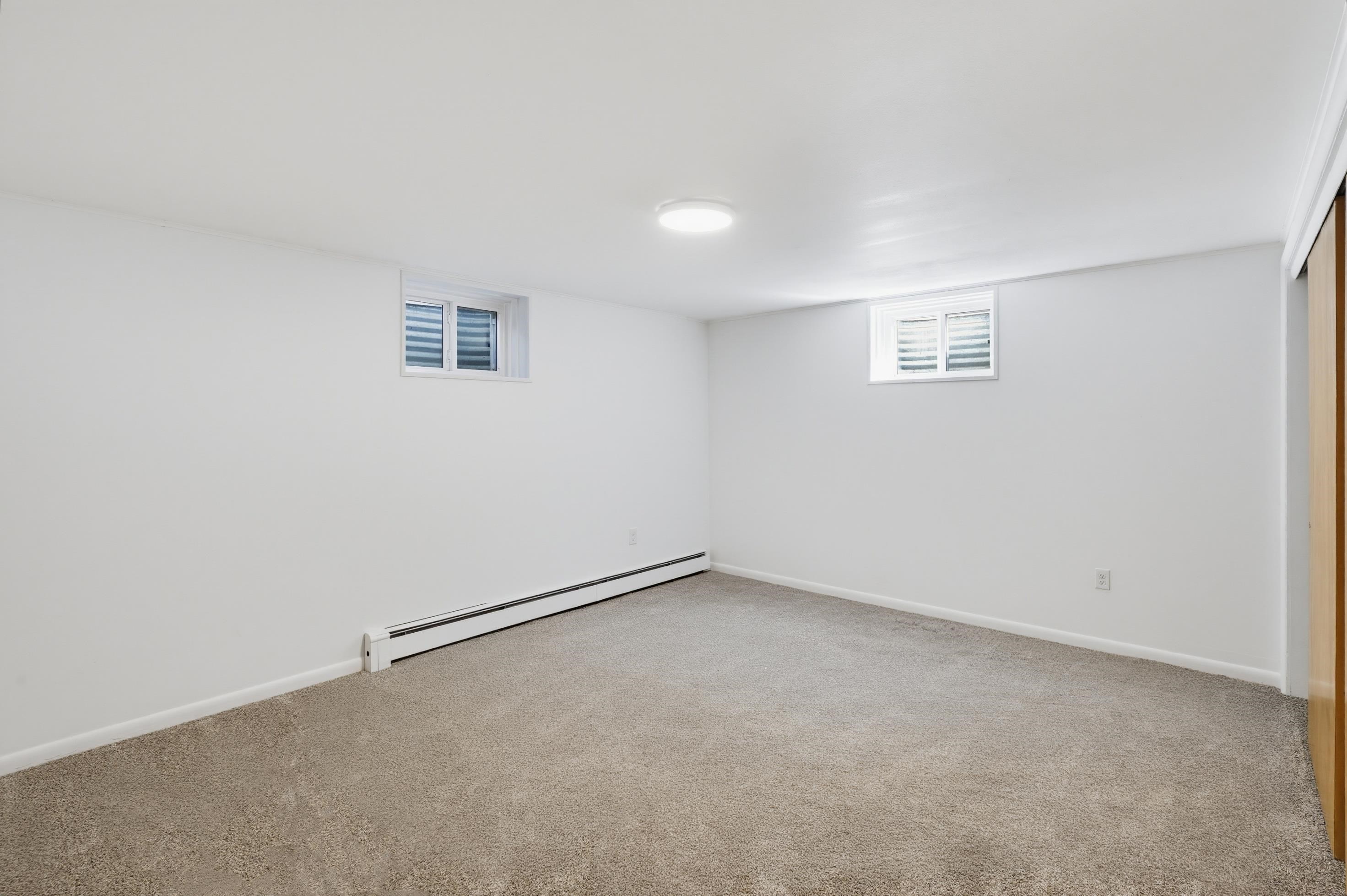 17 Clay Street Property Photo 38