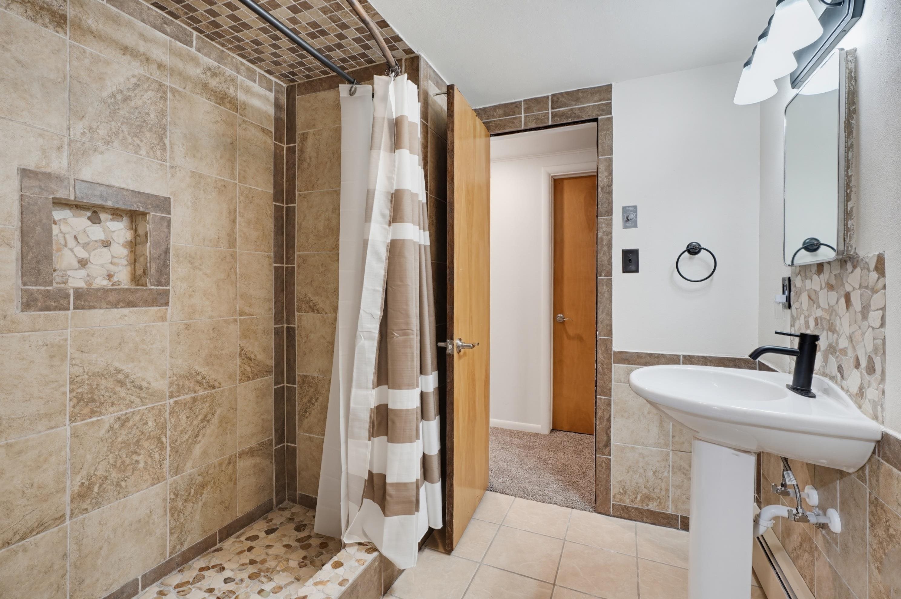 17 Clay Street Property Photo 40