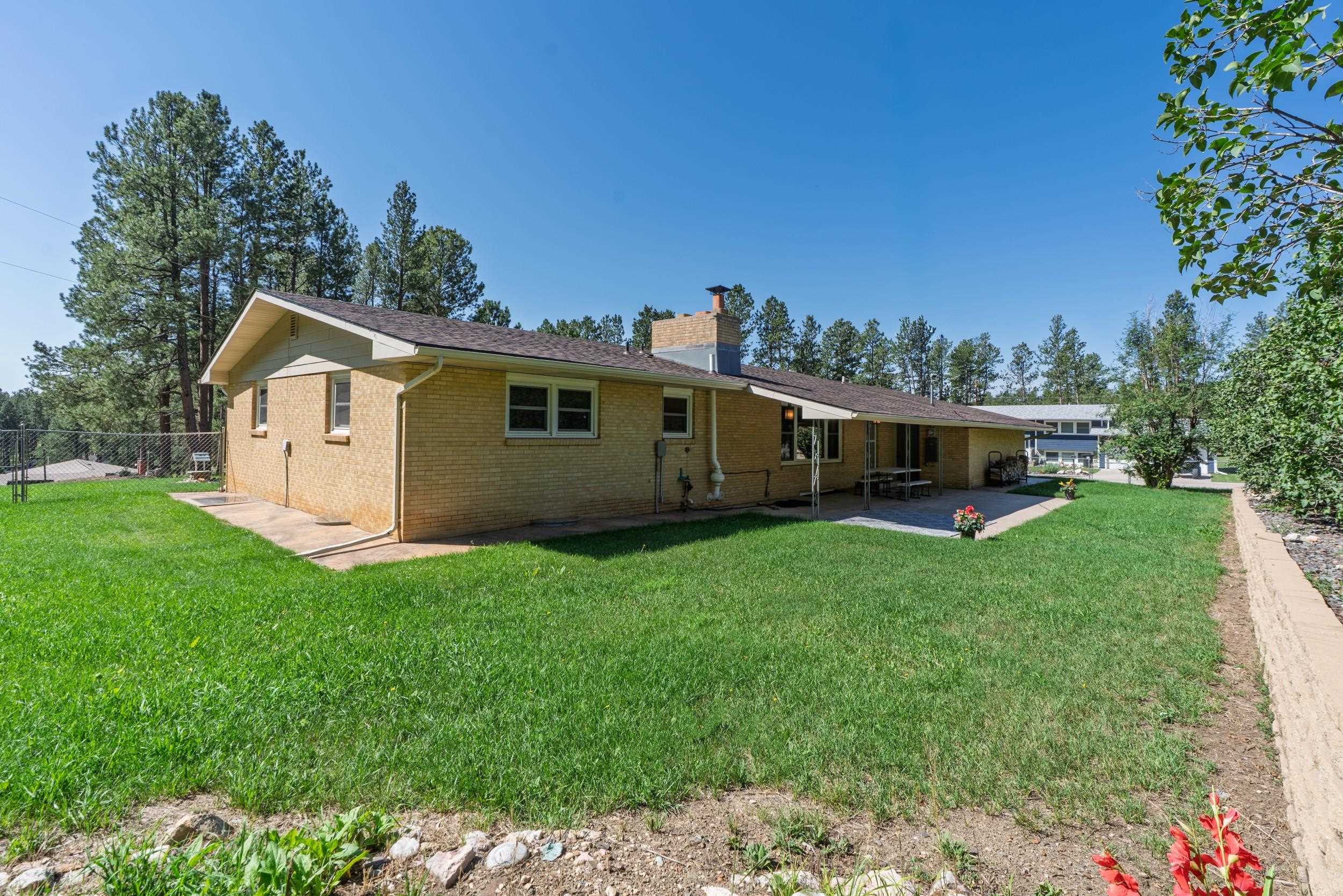 17 Clay Street Property Photo 43