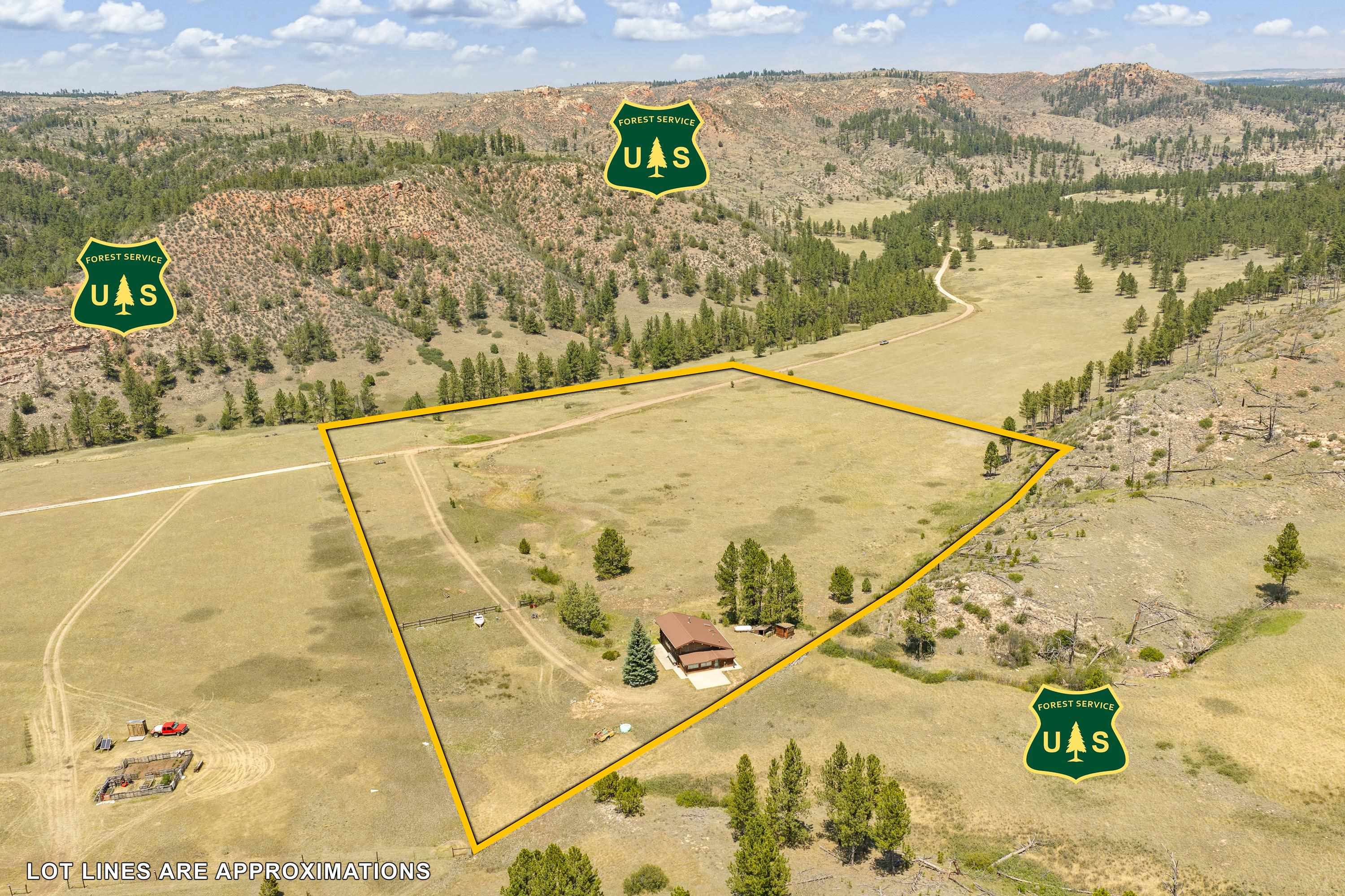 25482 Hell Canyon Road Property Photo 2