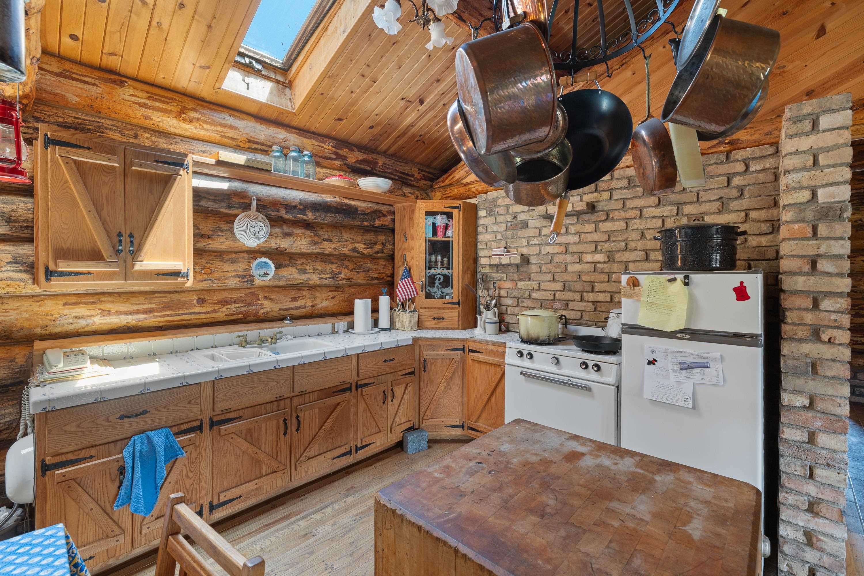 25482 Hell Canyon Road Property Photo 6