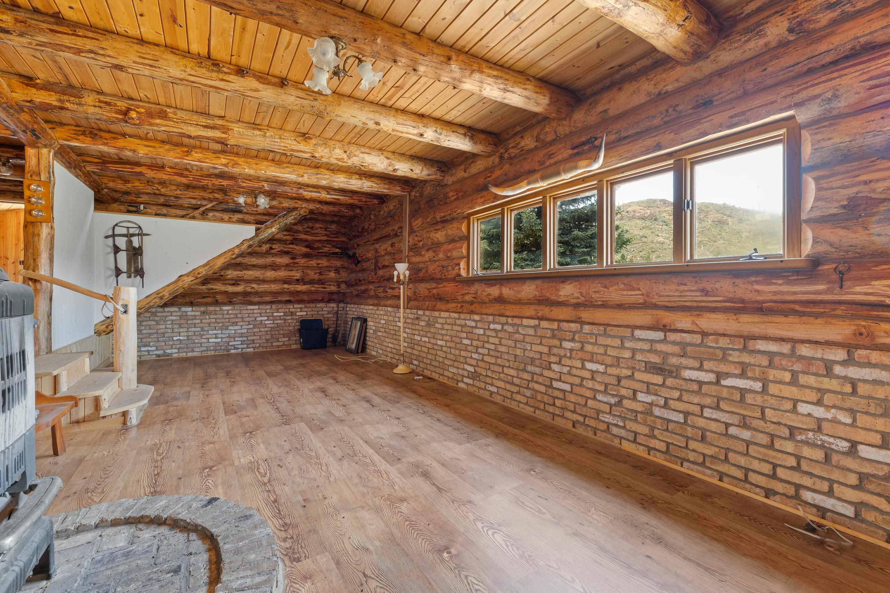 25482 Hell Canyon Road Property Photo 10