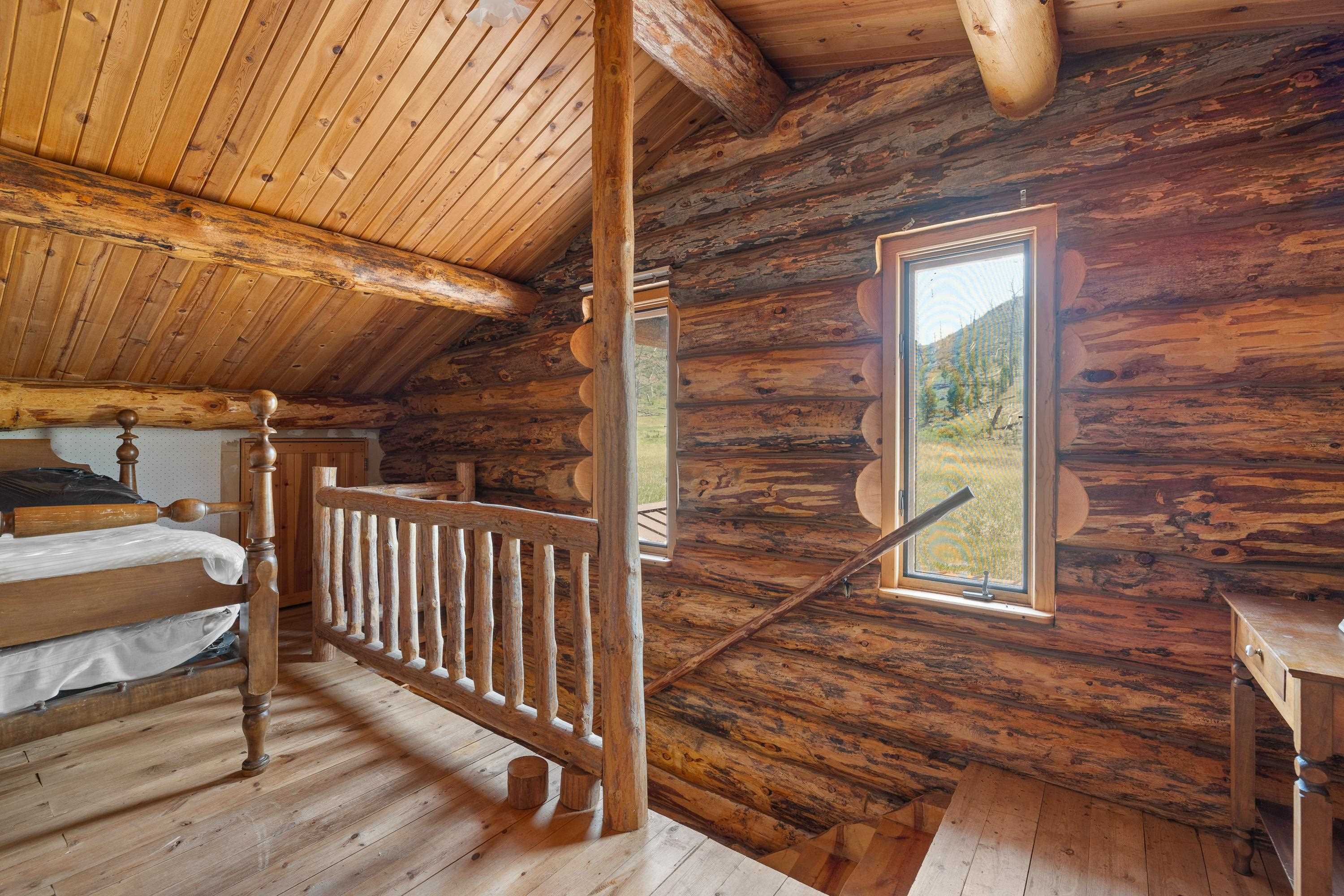 25482 Hell Canyon Road Property Photo 13