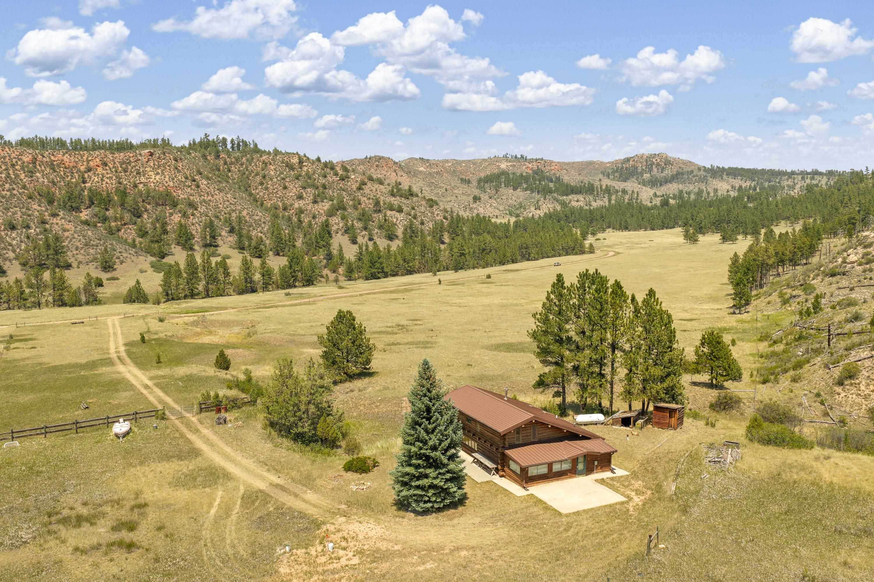 25482 Hell Canyon Road Property Photo 17