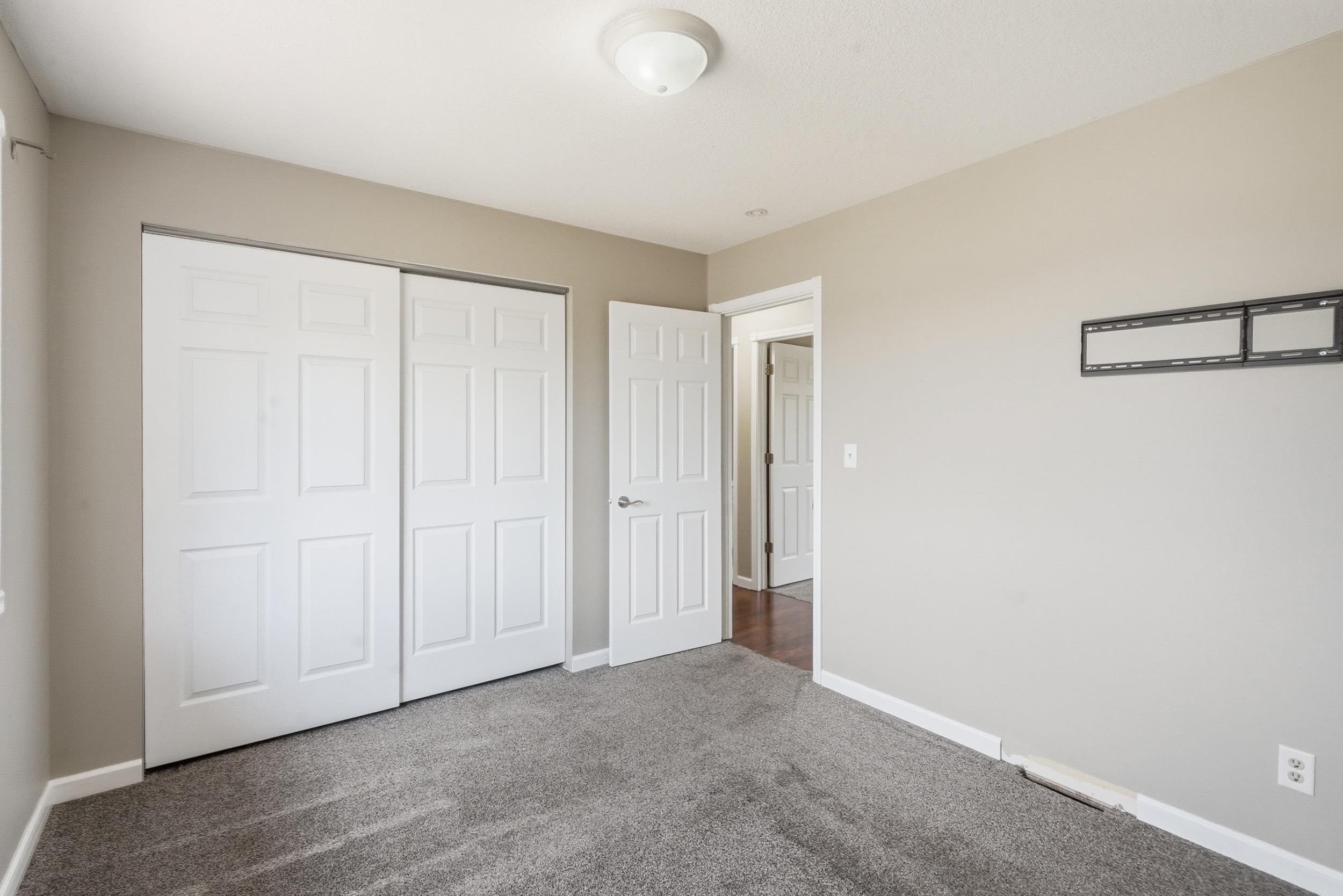 627 Fairmont Pl Property Photo 14